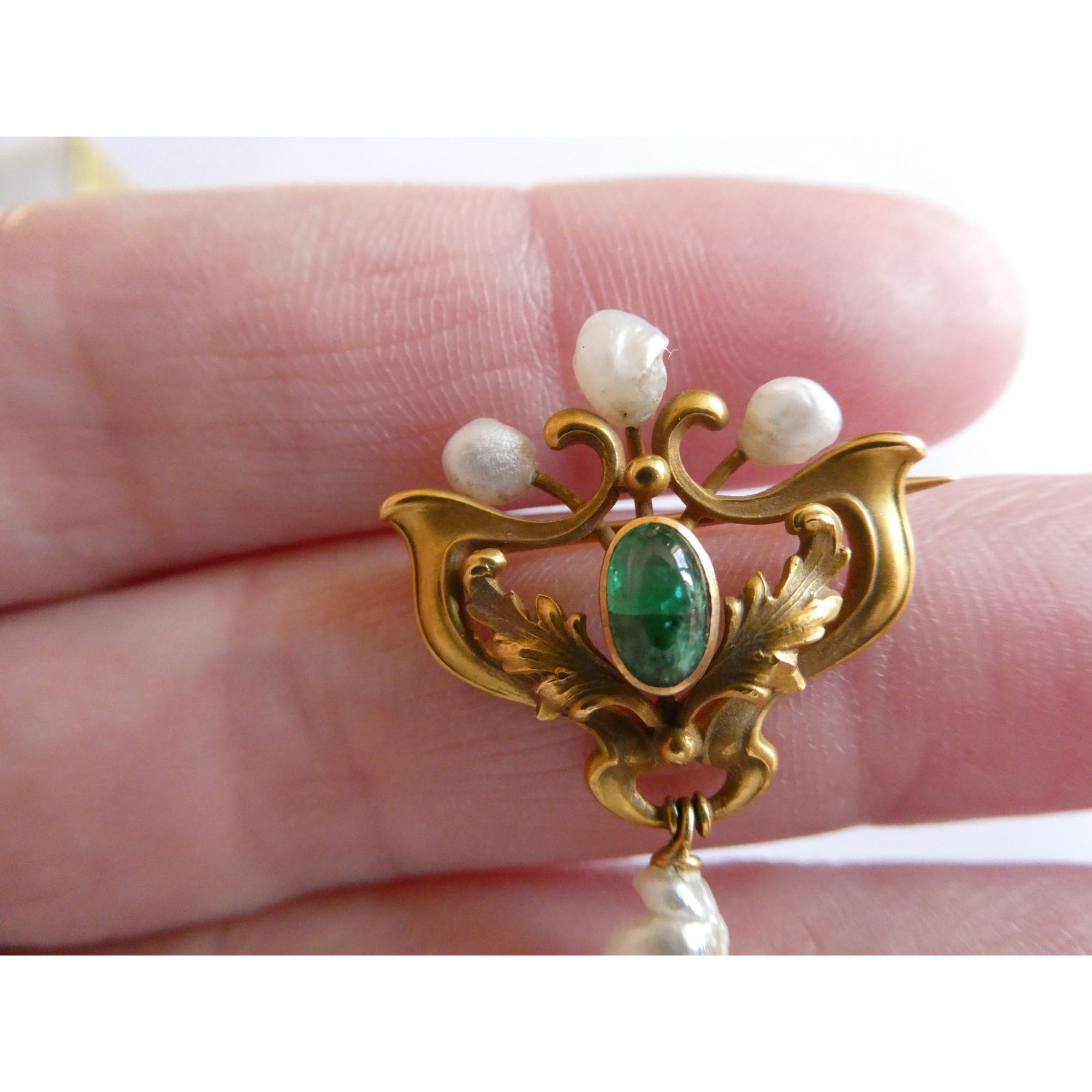 Antique Art Nouveau 14K Gold Emerald Cabochon and Baroque Pearl Pin Brooch 3.4g