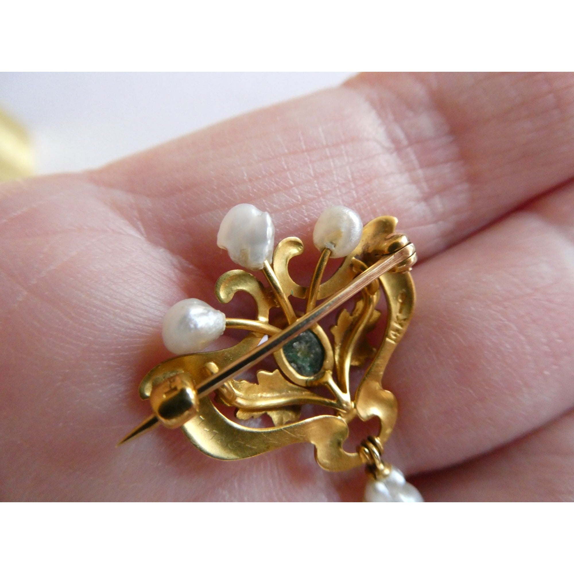 Antique Art Nouveau 14K Gold Emerald Cabochon and Baroque Pearl Pin Brooch 3.4g