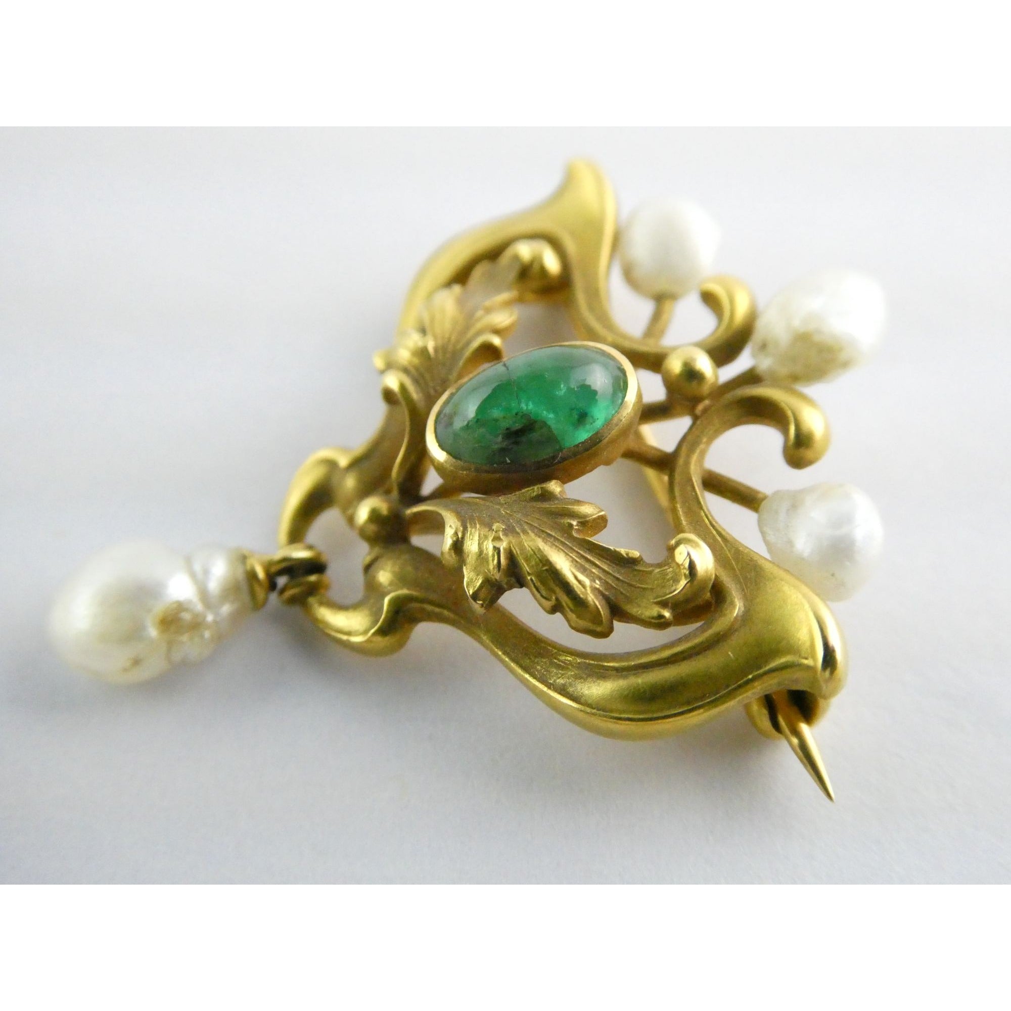 Antique Art Nouveau 14K Gold Emerald Cabochon and Baroque Pearl Pin Brooch 3.4g