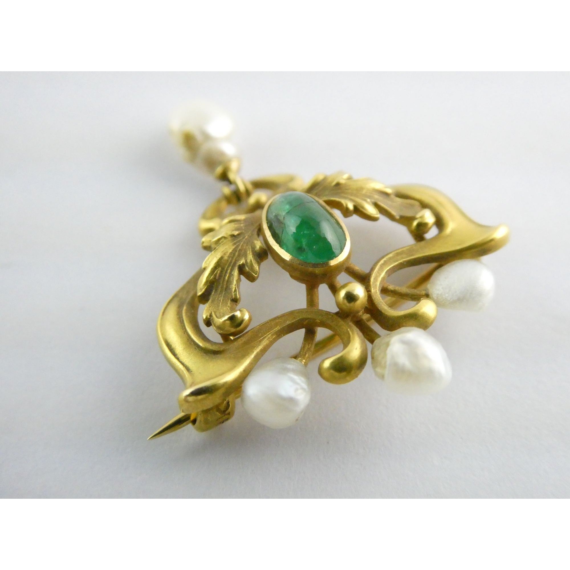 Antique Art Nouveau 14K Gold Emerald Cabochon and Baroque Pearl Pin Brooch 3.4g