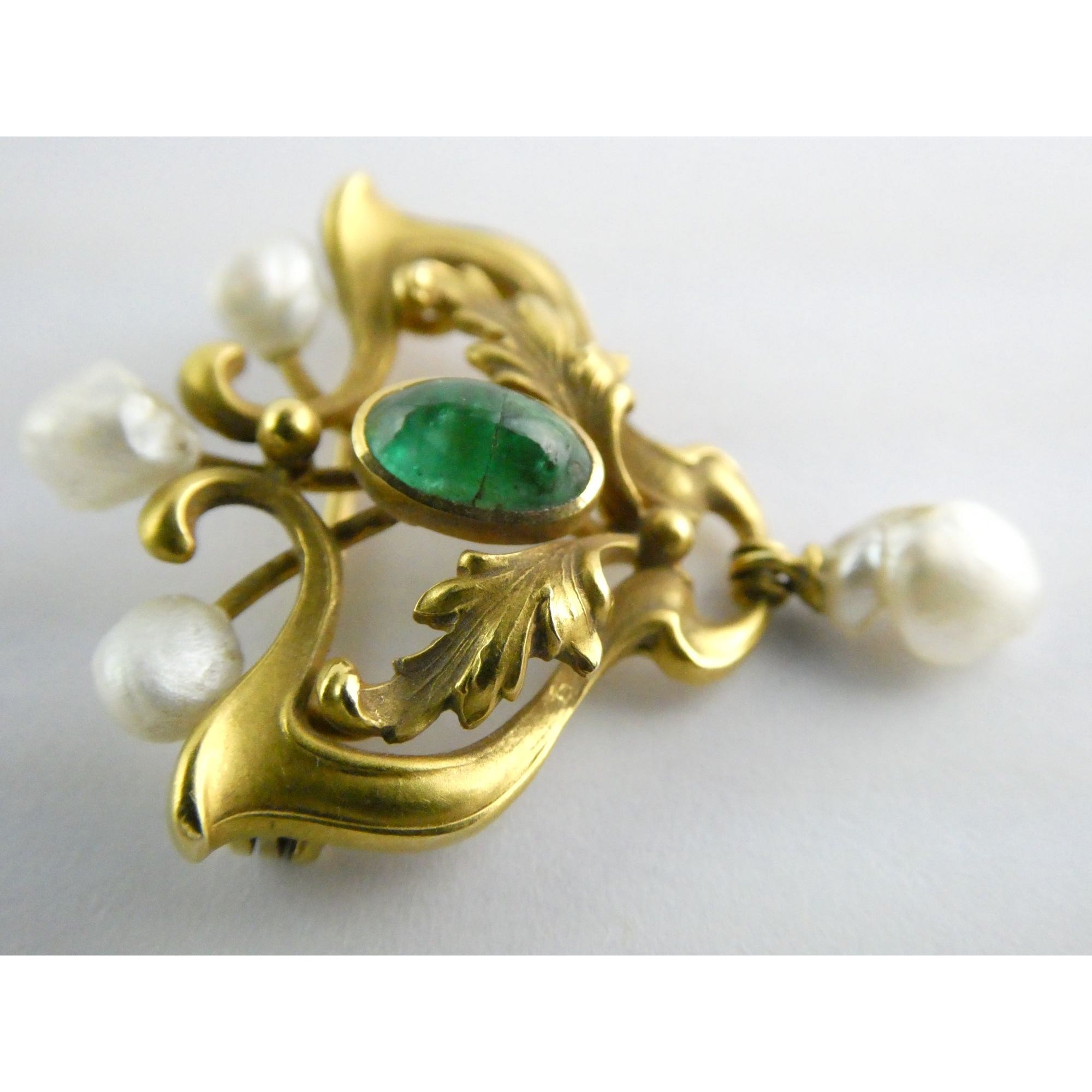 Antique Art Nouveau 14K Gold Emerald Cabochon and Baroque Pearl Pin Brooch 3.4g