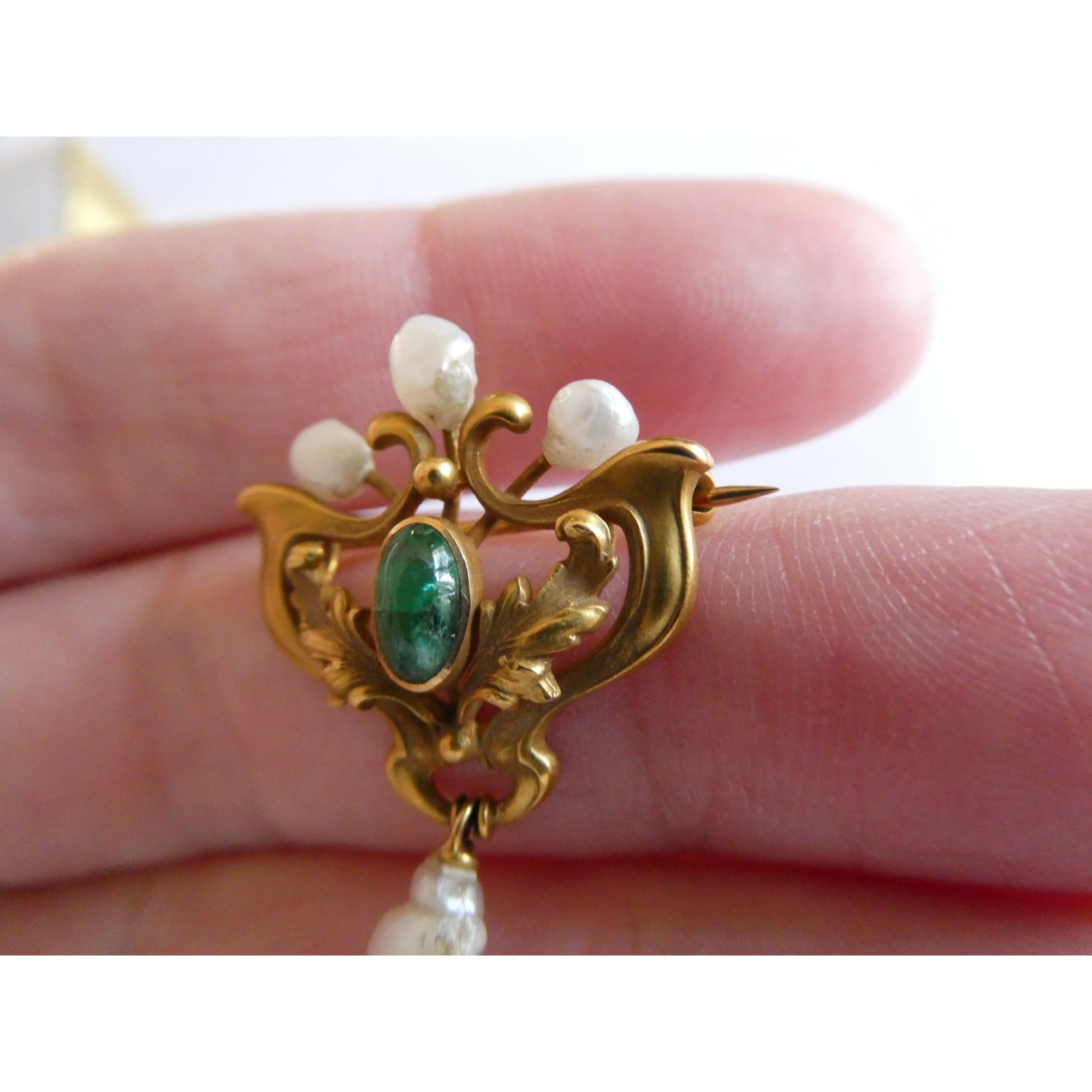 Antique Art Nouveau 14K Gold Emerald Cabochon and Baroque Pearl Pin Brooch 3.4g