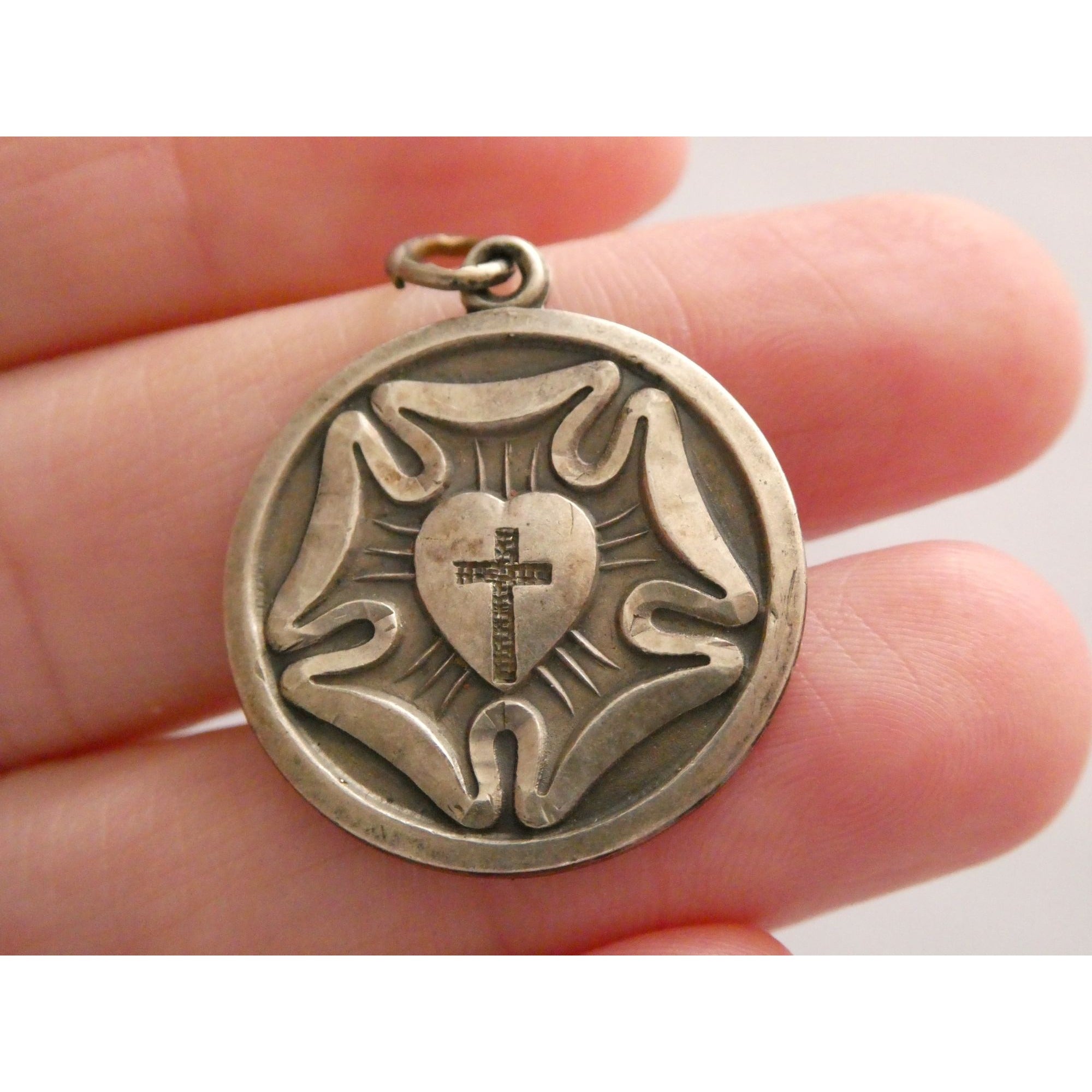 Vintage Sterling Silver I Am A Lutheran Religious Medal Pendant 7.2g 24mm Round