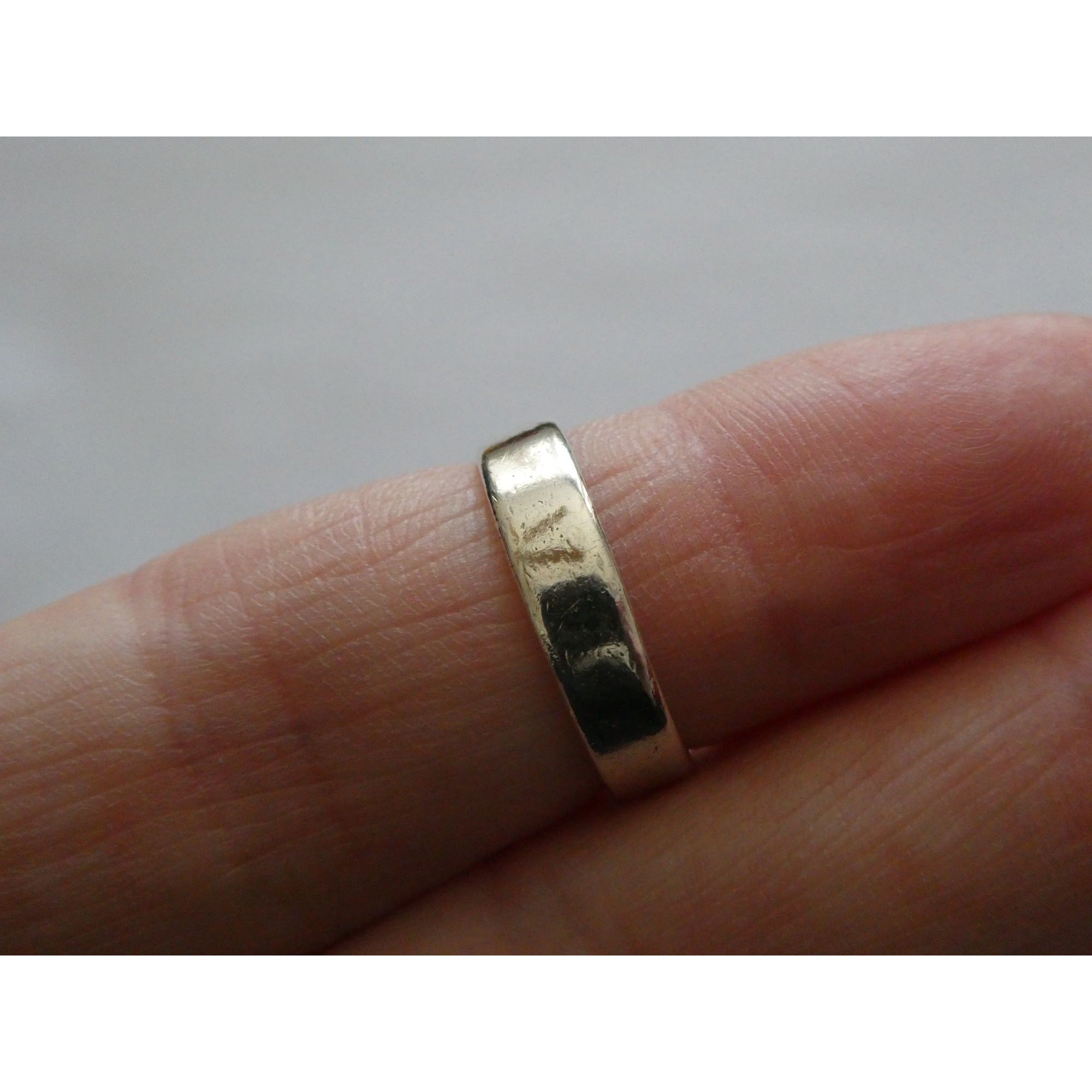 Tiffany and Co Hook and Eye Sterling Silver 18k Yellow Gold Ring Size 5 4.3g