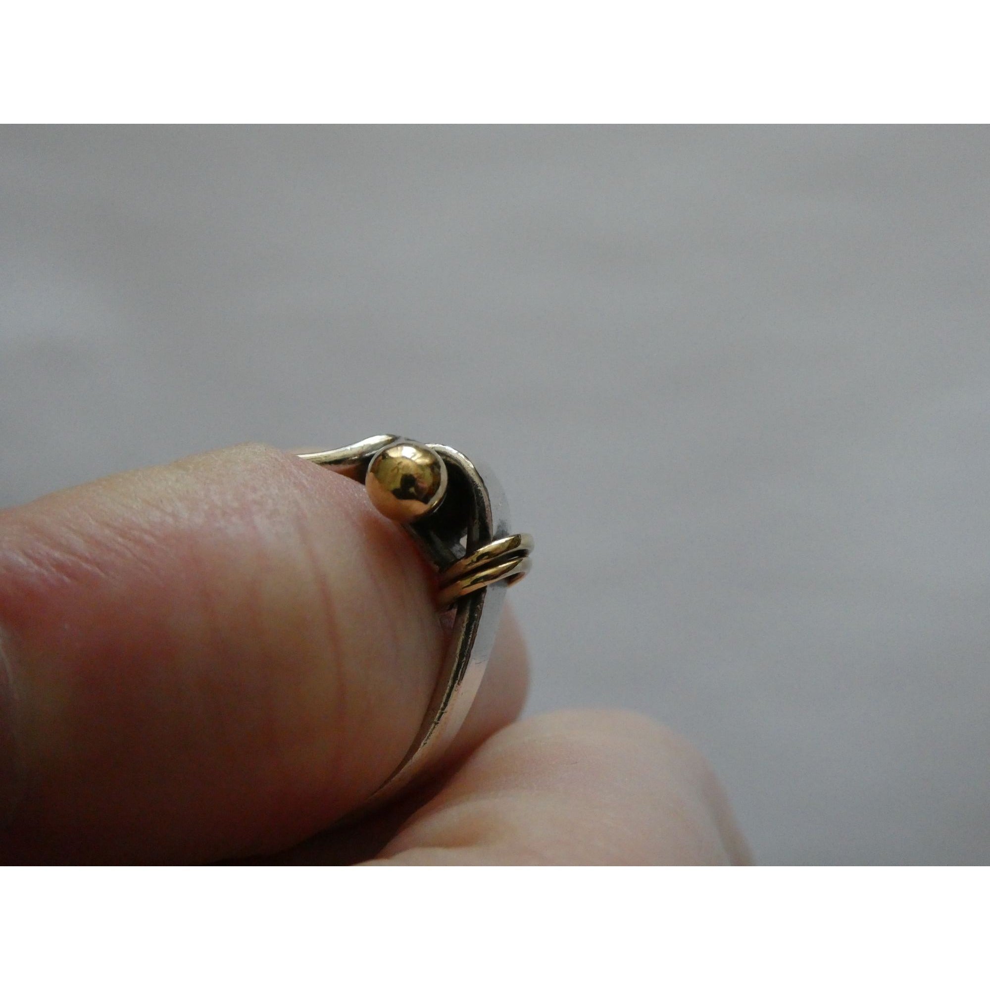 Tiffany and Co Hook and Eye Sterling Silver 18k Yellow Gold Ring Size 5 4.3g