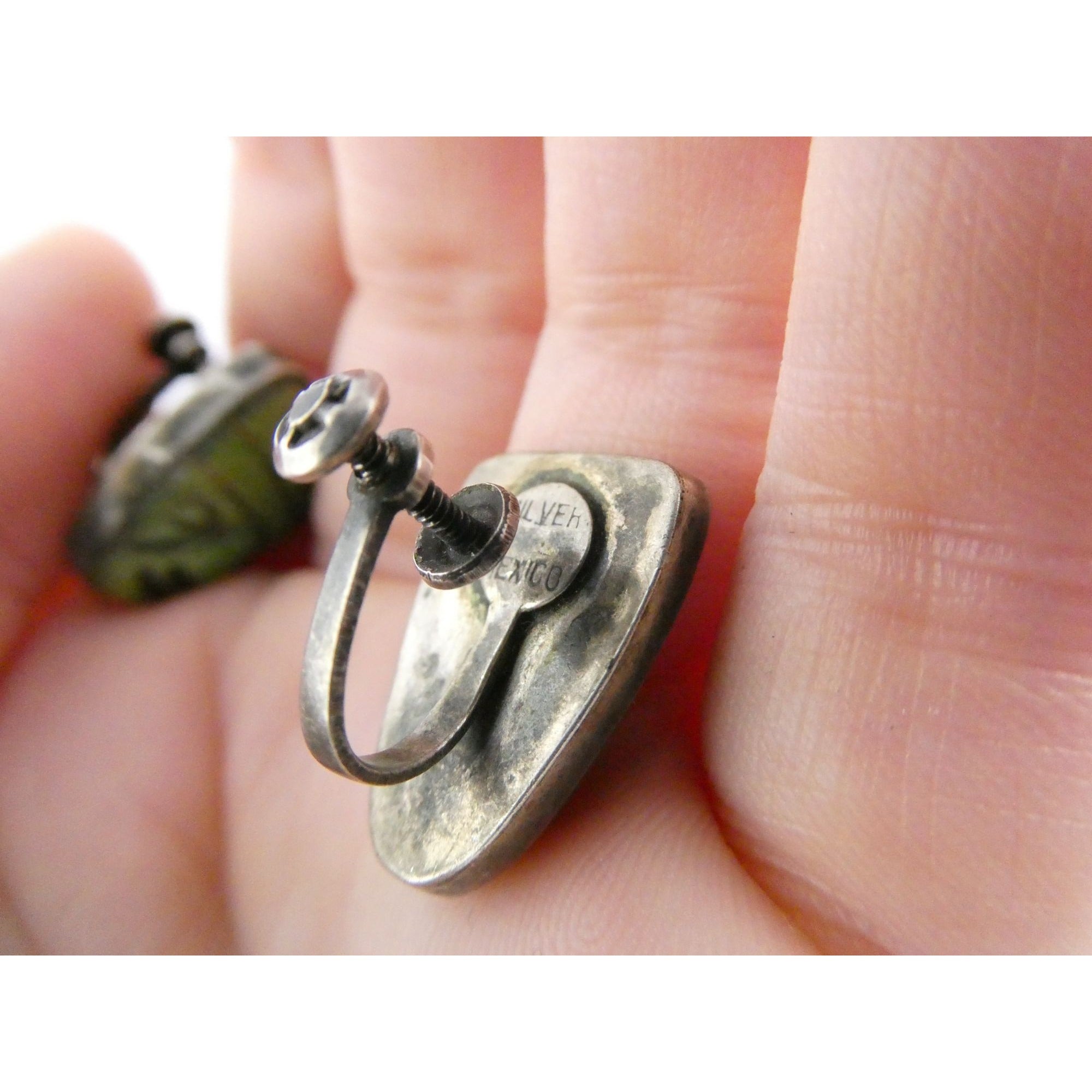 Vintage Mexican Sterling Silver Green Hardstone Jade Face Screwback Earrings