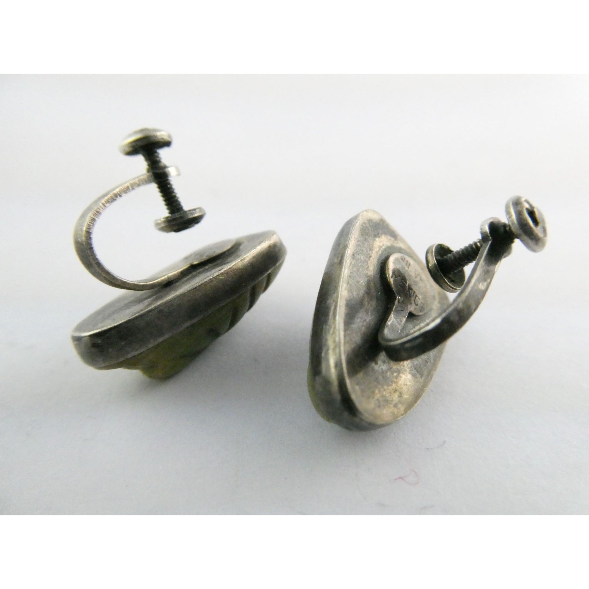 Vintage Mexican Sterling Silver Green Hardstone Jade Face Screwback Earrings