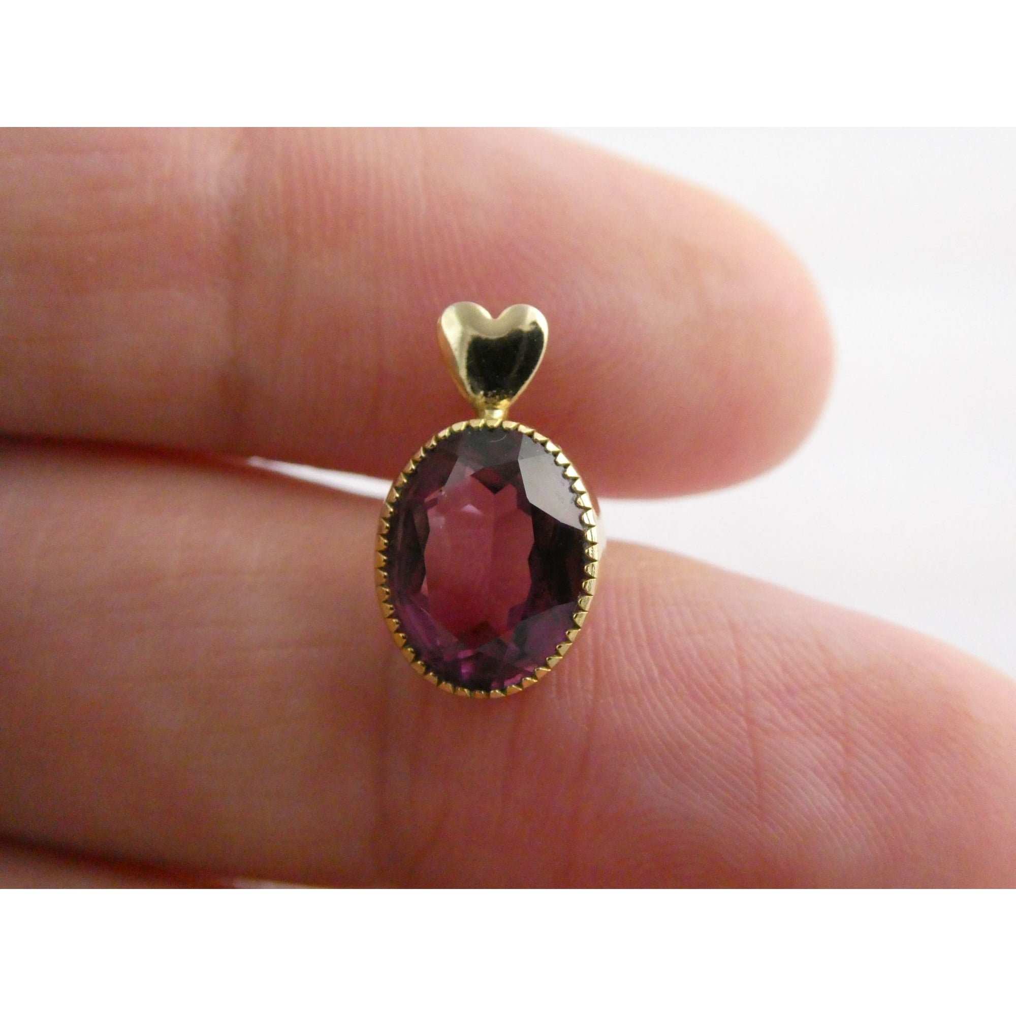 Vintage Gold Tone Metal Heart Bail Amethyst Glass Pendant 1g 15mm Length