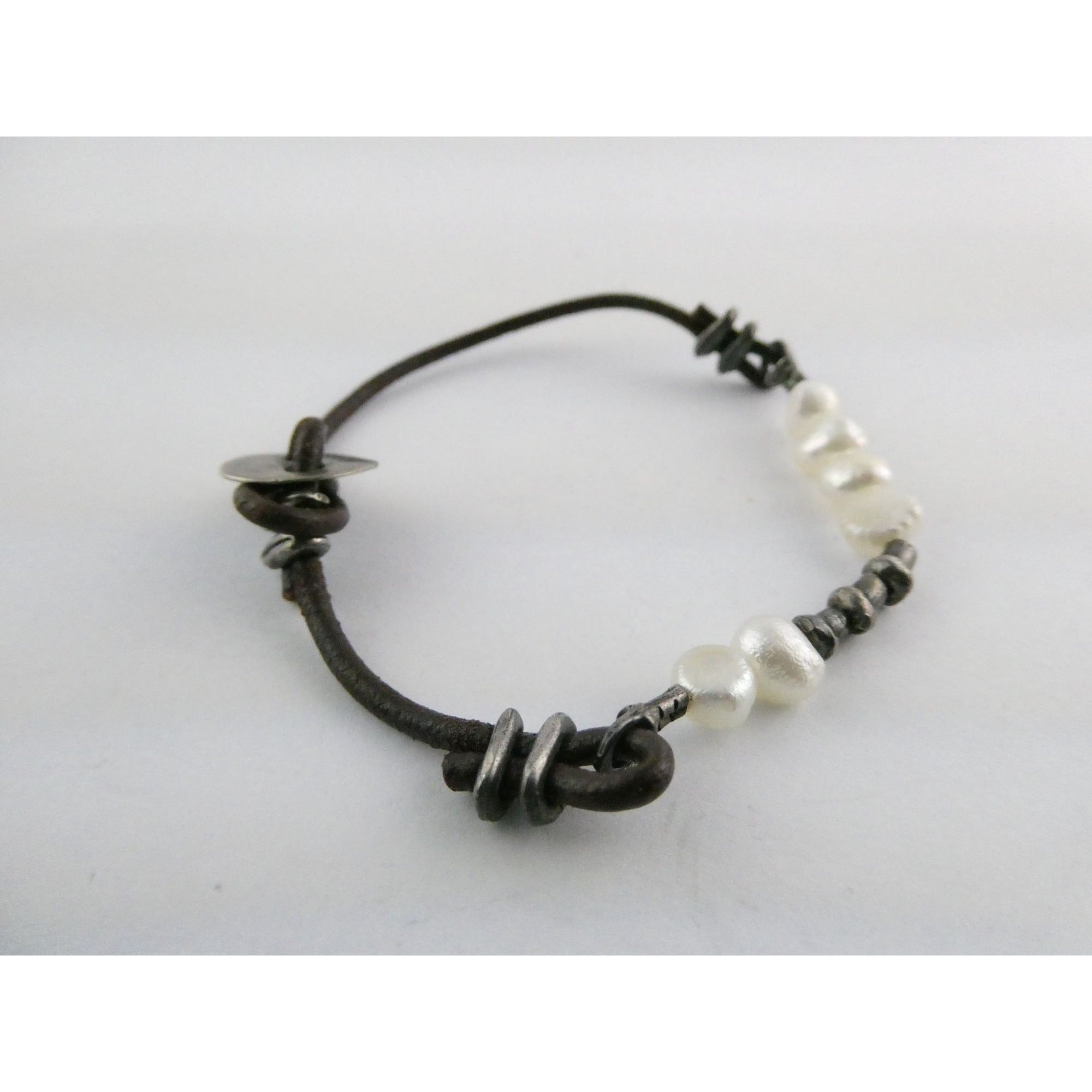 Silpada Sterling Silver Button and Leather Cord Pearl Accent Bracelet 6.5 Inches