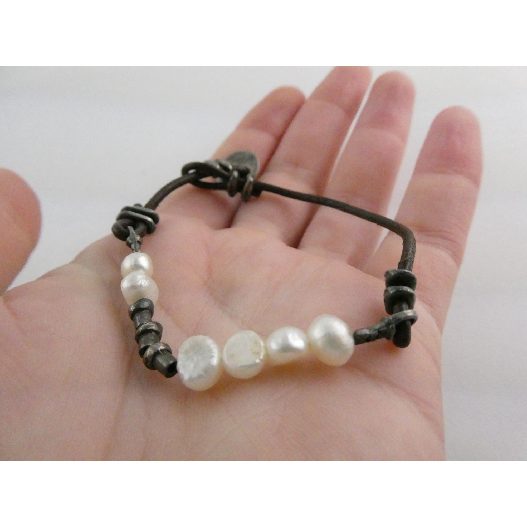 Silpada Sterling Silver Button and Leather Cord Pearl Accent Bracelet 6.5 Inches