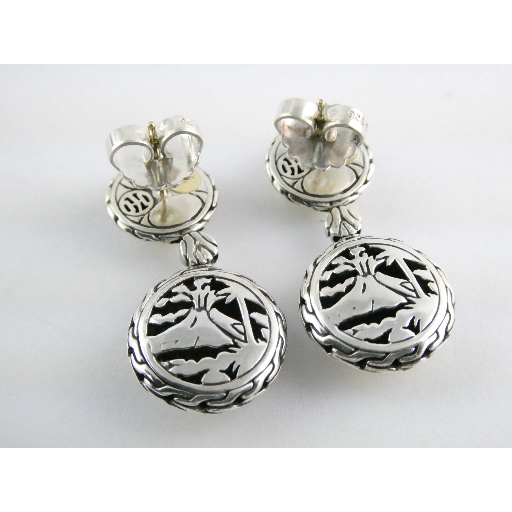 John Hardy Palu Collection 22k Gold and Sterling Silver Chandelier Earrings 10g