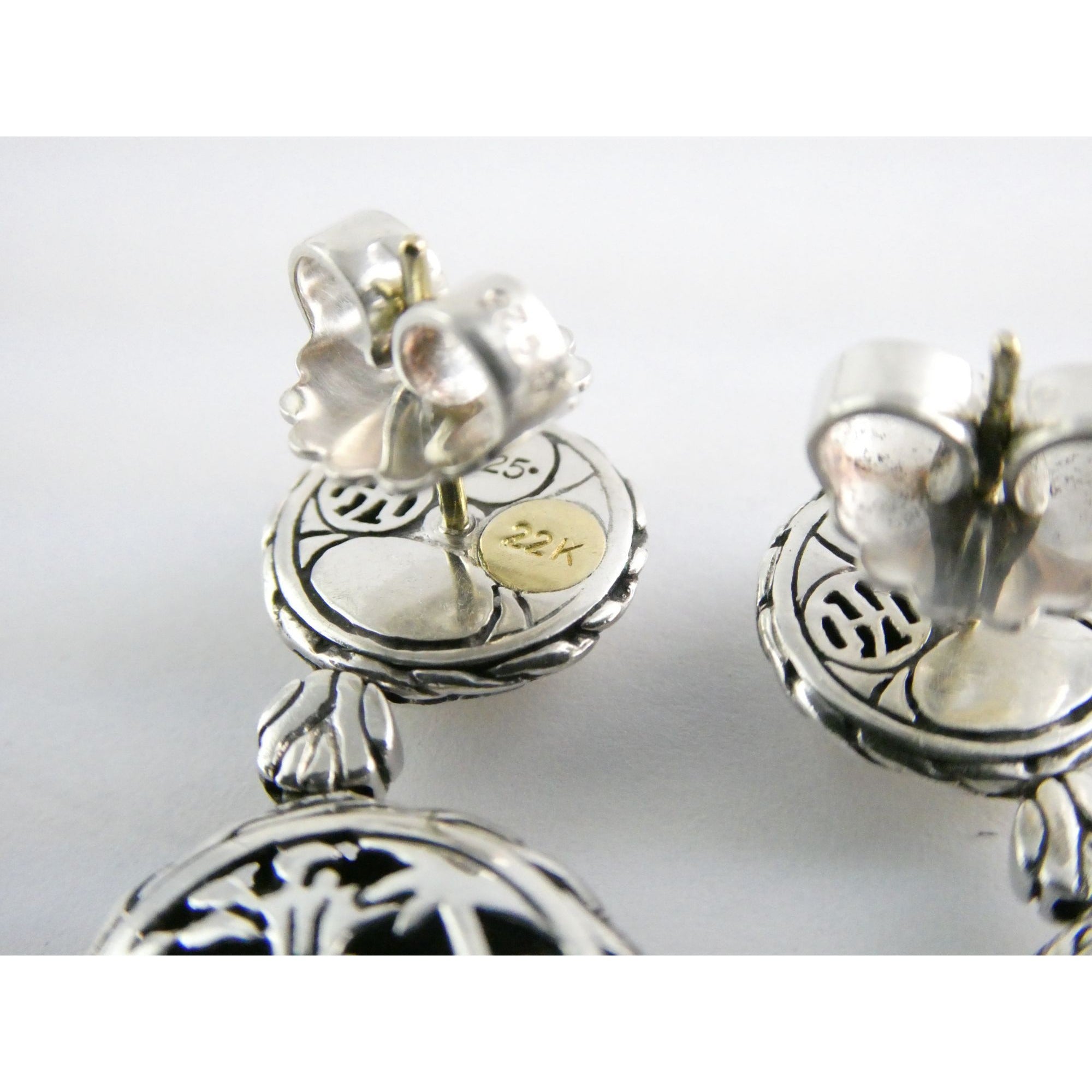 John Hardy Palu Collection 22k Gold and Sterling Silver Chandelier Earrings 10g