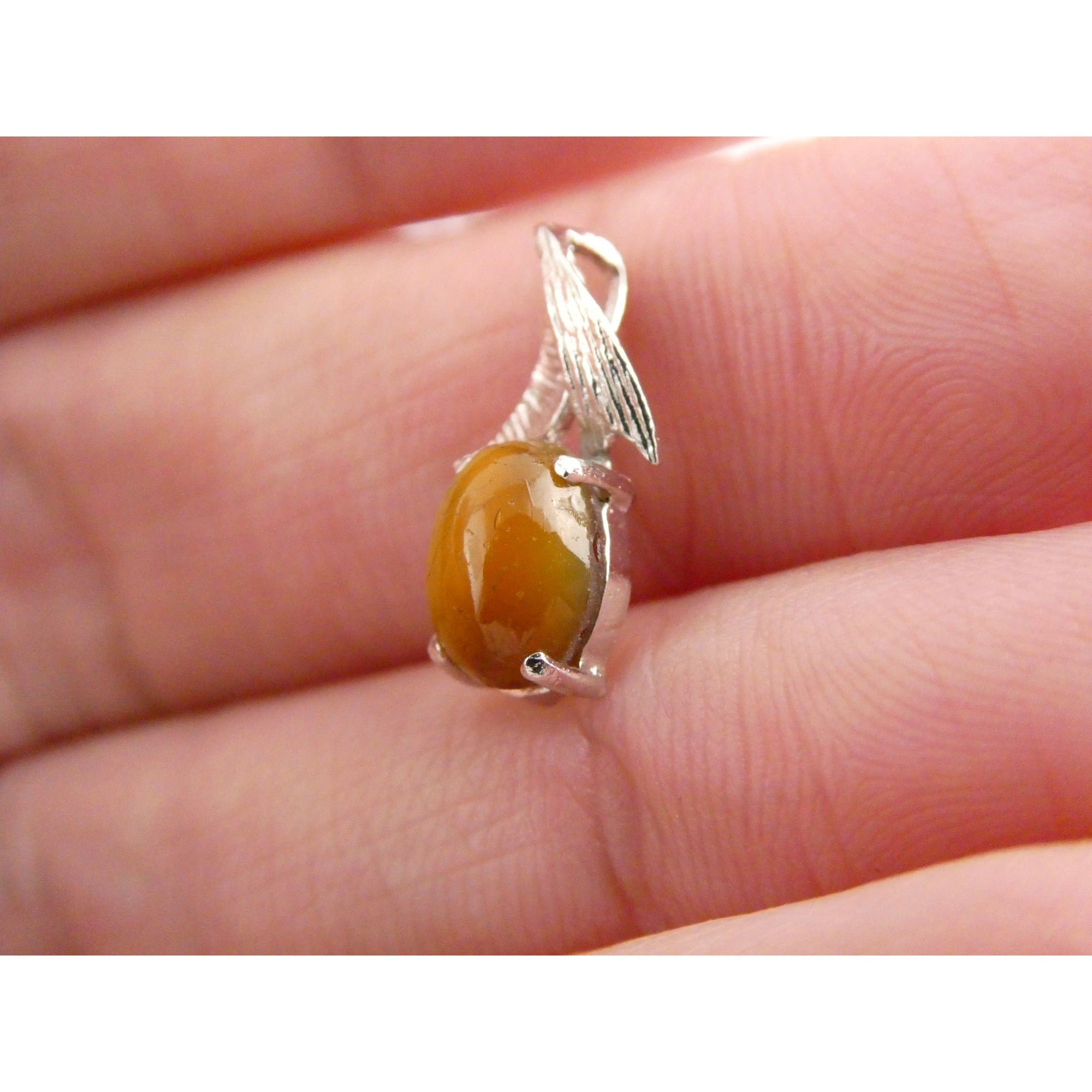Vintage Sterling Silver Brown Art Glass Cabochon Miniature Pendant .9g 15mm