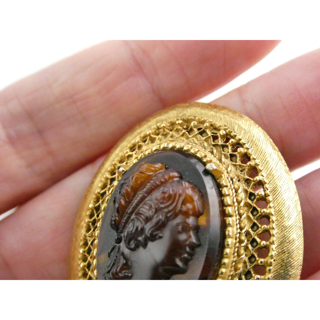 Vintage Florenza Goldtone Metal Faux Shell Cameo Pin Brooch 16.8g 49mm Length