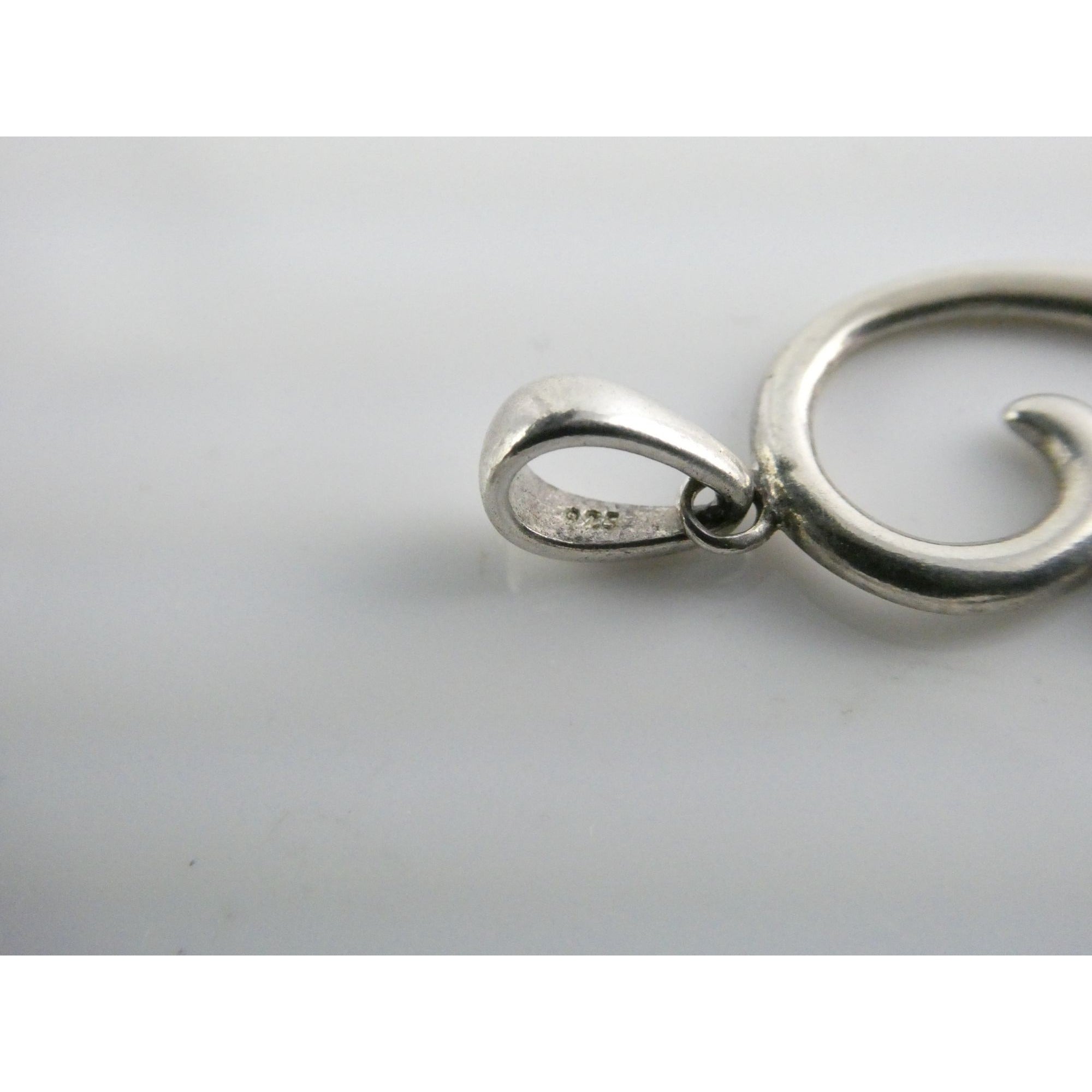 Sterling Silver Curled Heart Openwork Outline Pendant 925 1.7g 25mm Length