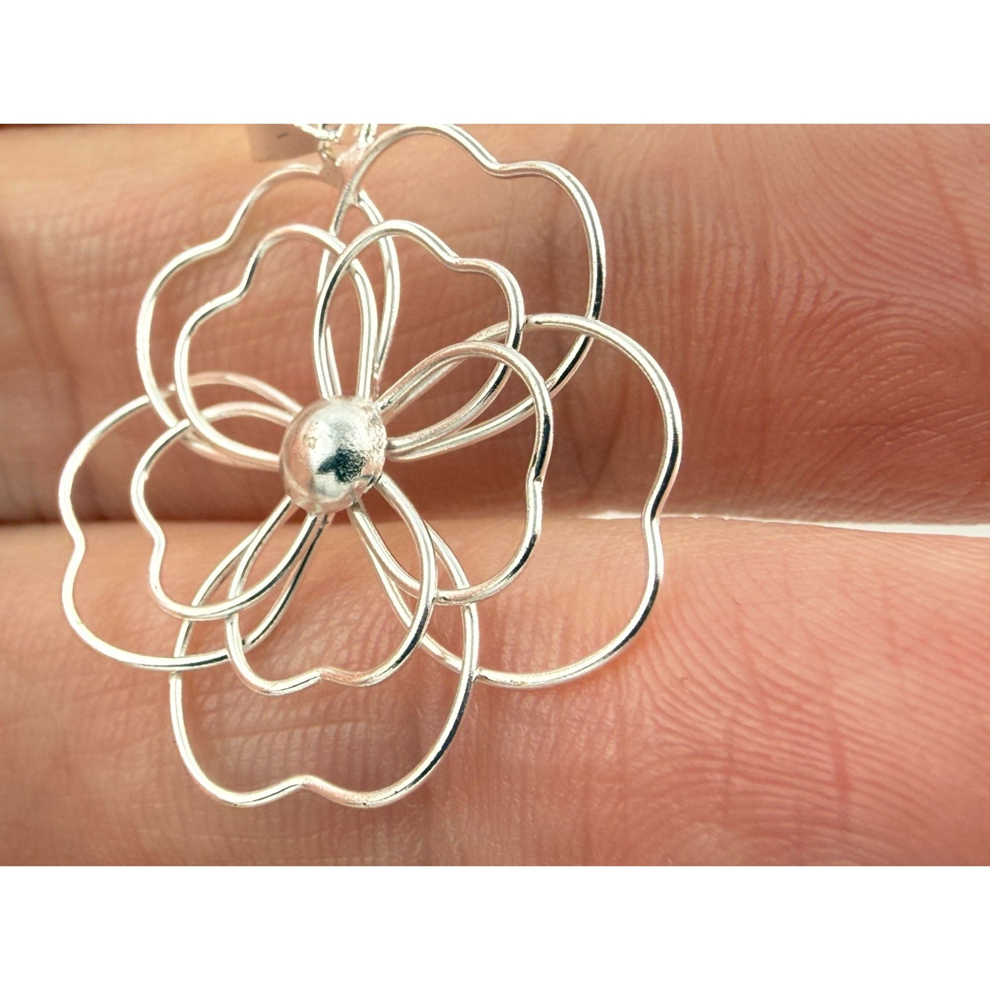 Marsala CW Sterling Silver Wire Flower Pendant 1g Weight 1.25 Inch Length