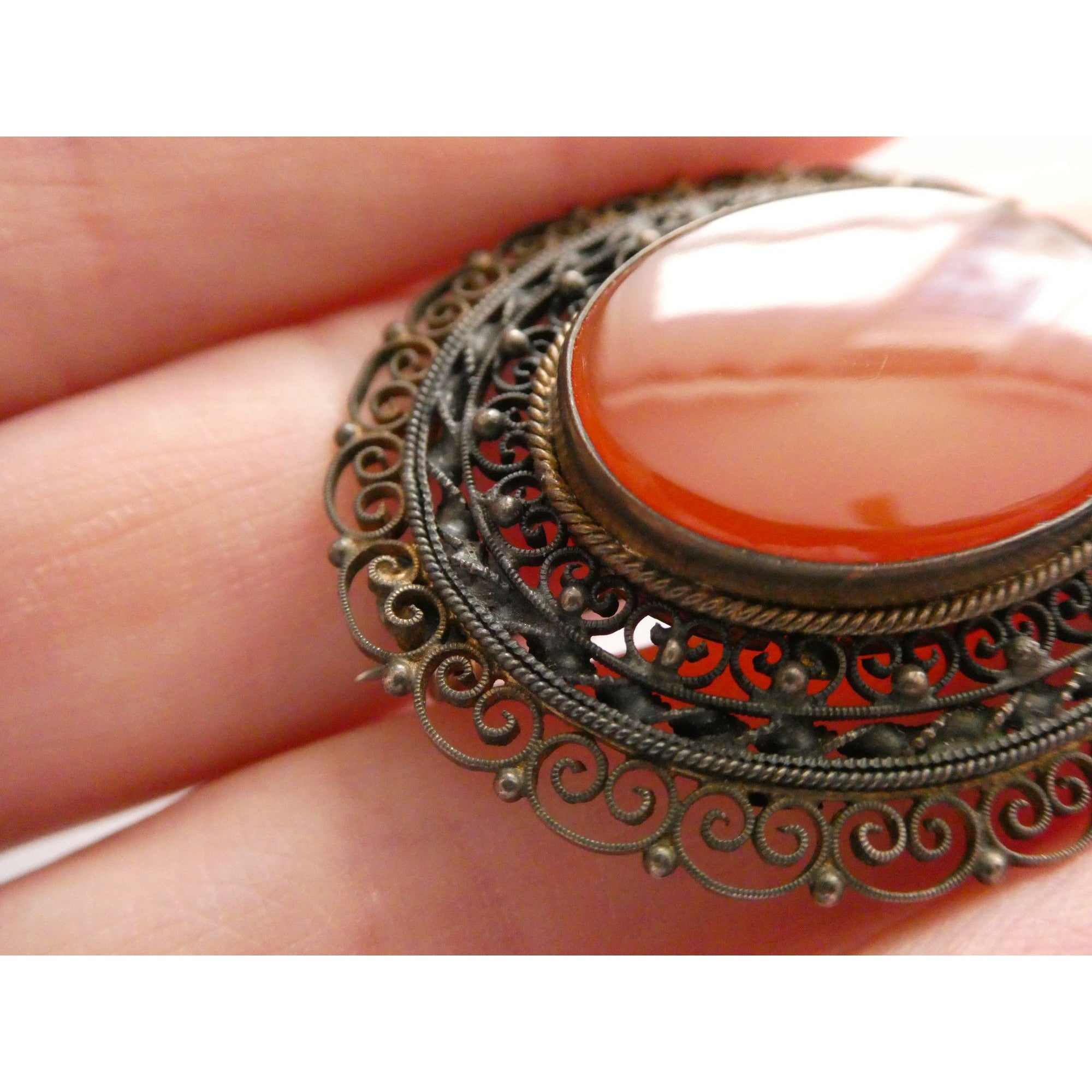 Vintage Italian Partially Gilt Sterling Silver Filigree Carnelian Brooch Pin 10g