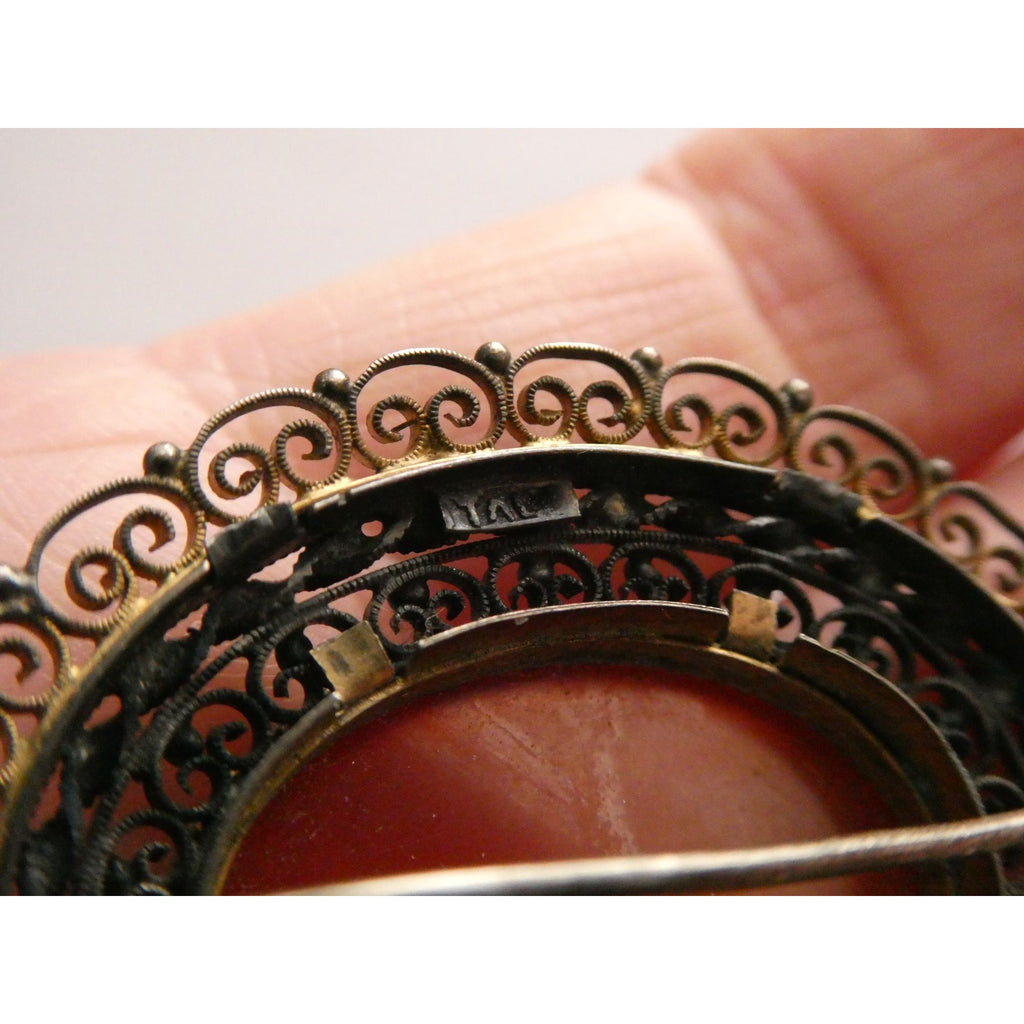 Vintage Italian Partially Gilt Sterling Silver Filigree Carnelian Brooch Pin 10g