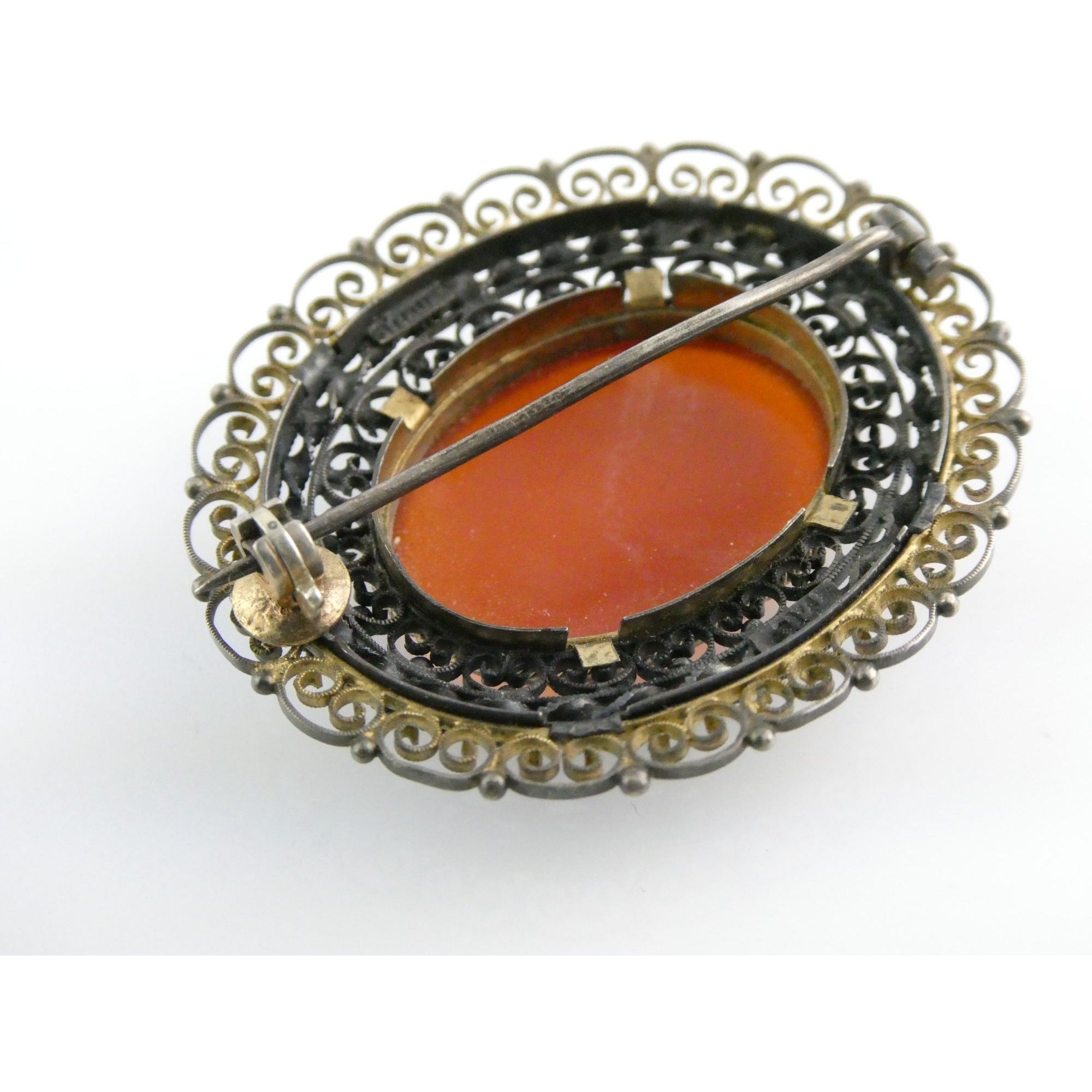Vintage Italian Partially Gilt Sterling Silver Filigree Carnelian Brooch Pin 10g