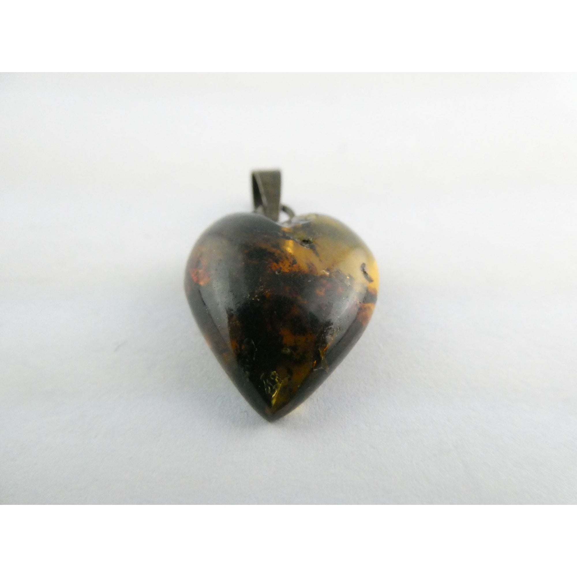 Vintage Sterling Silver Bail Carved Amber Heart Pendant 1.6g 27mm Length