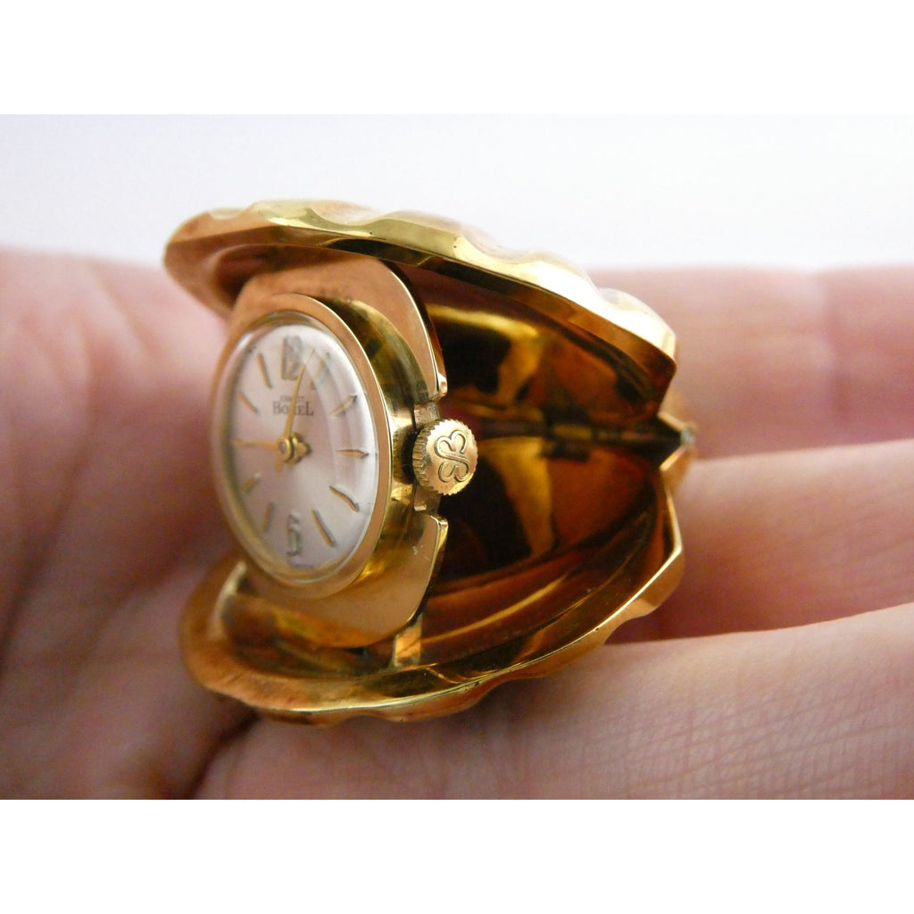 Vintage Ernest Borel Swiss Gold Plated Seashell Watch Pendant Necklace WORKING