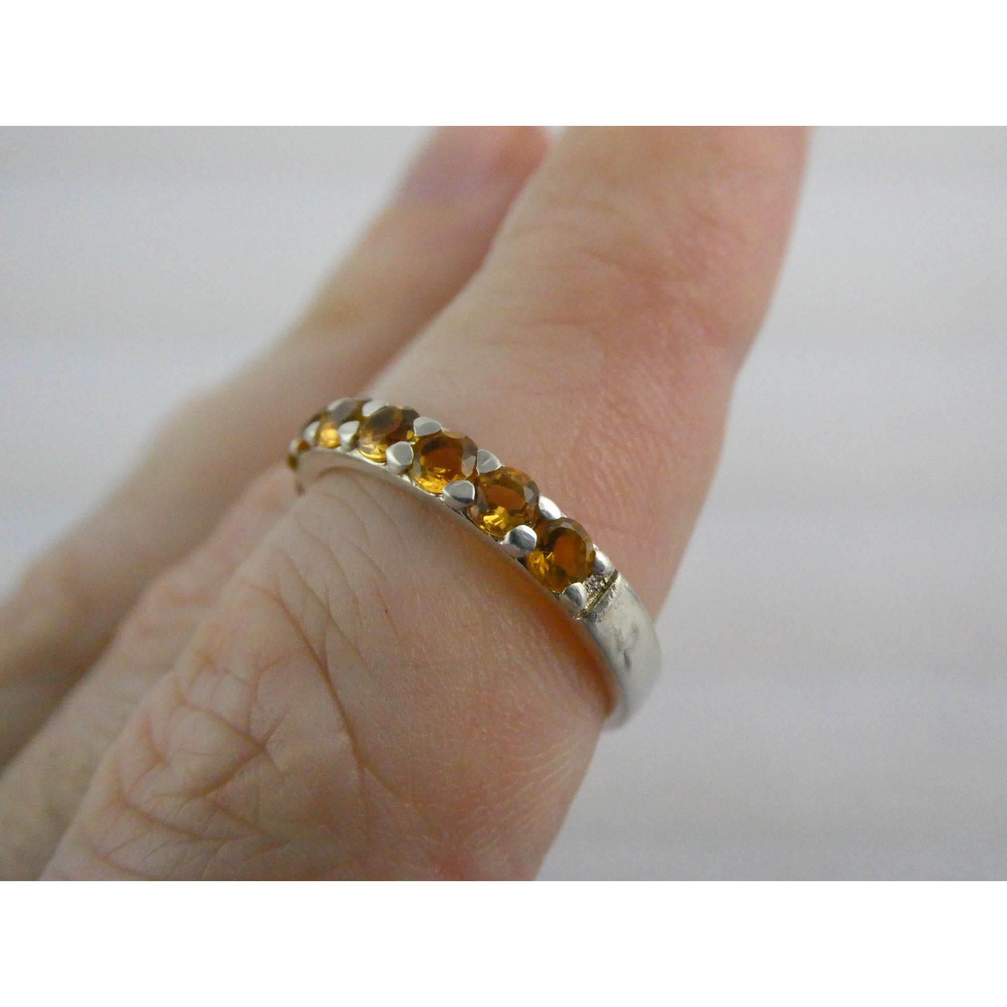 DP India Sterling Silver Nine Citrine Gemstone Band Ring 925 Size 7 Weighs 2g