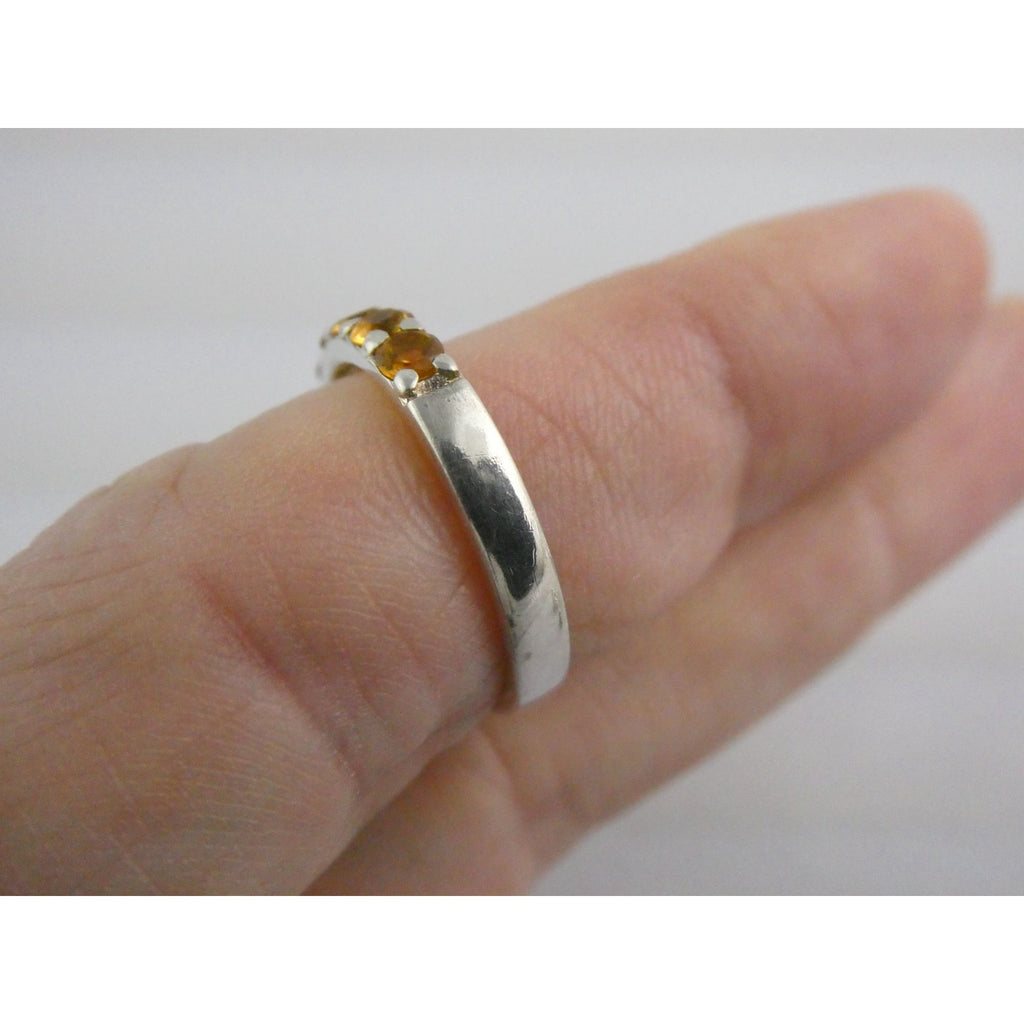 DP India Sterling Silver Nine Citrine Gemstone Band Ring 925 Size 7 Weighs 2g