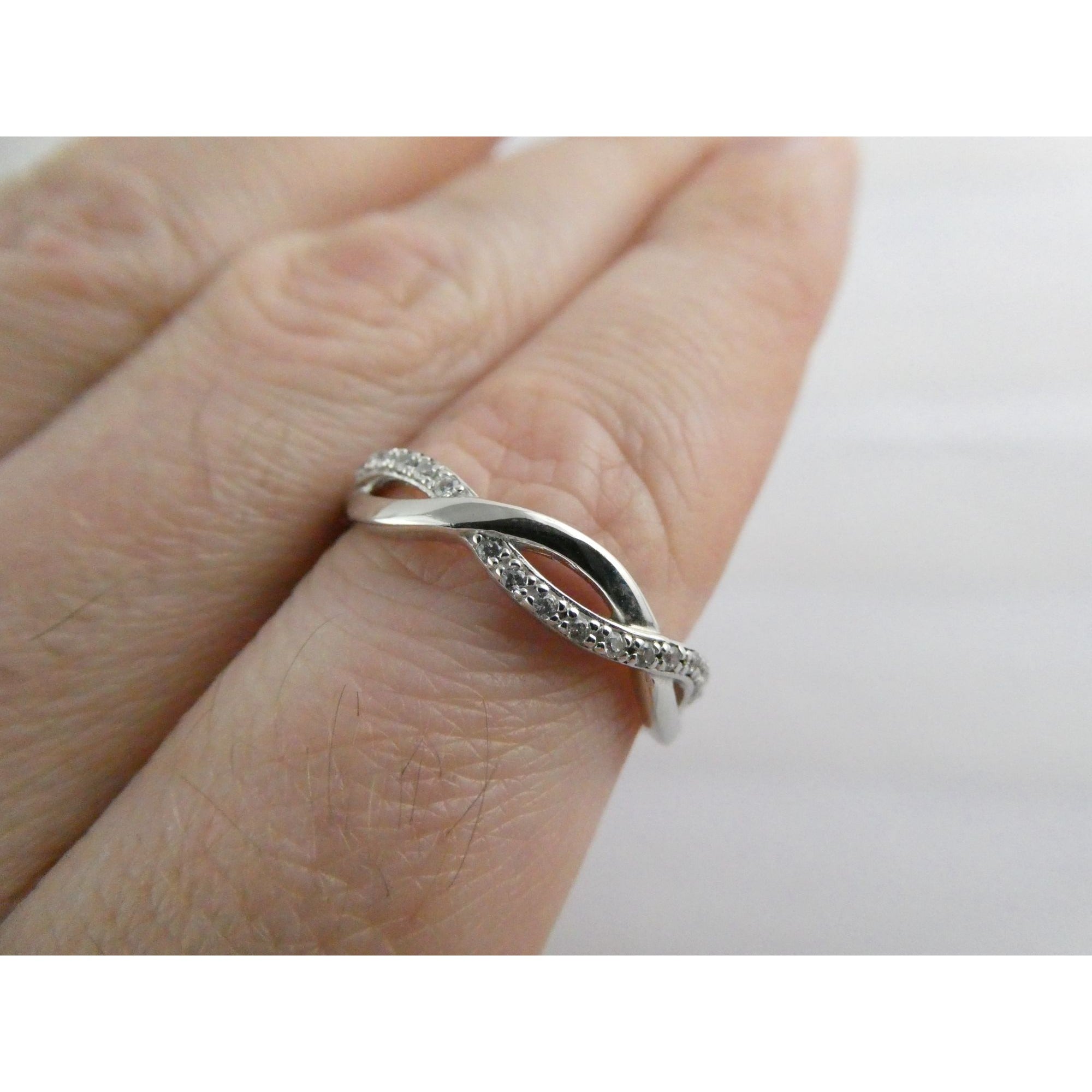 RJ Grazino RJ Sterling Silver Infinity Looped Design Ring Size 10 Weighs 2.1g