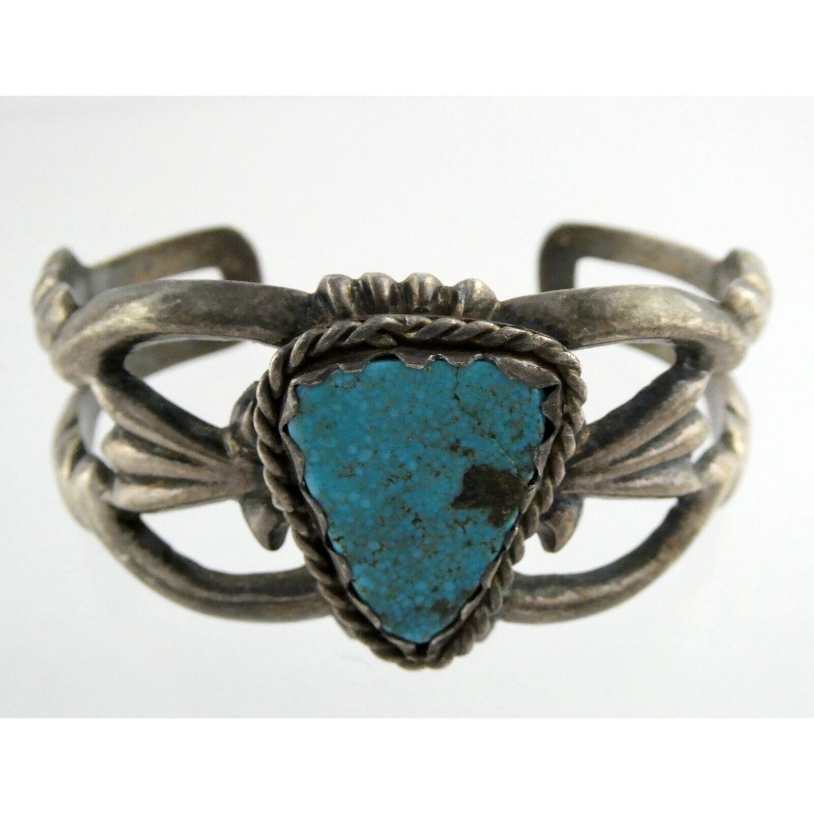 Southwestern NA Signed RLM Sterling Silver Heavy Turquoise Cuff Bracelet 6.75 In
