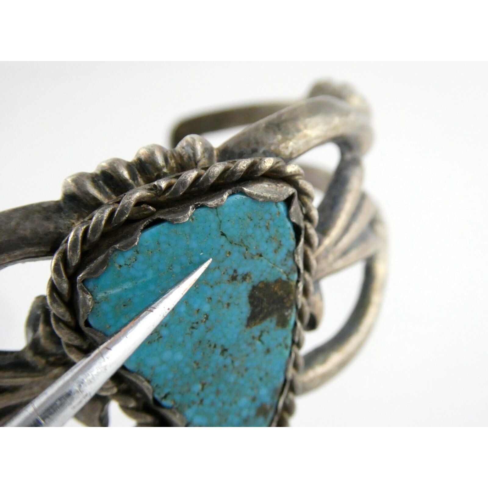 Southwestern NA Signed RLM Sterling Silver Heavy Turquoise Cuff Bracelet 6.75 In