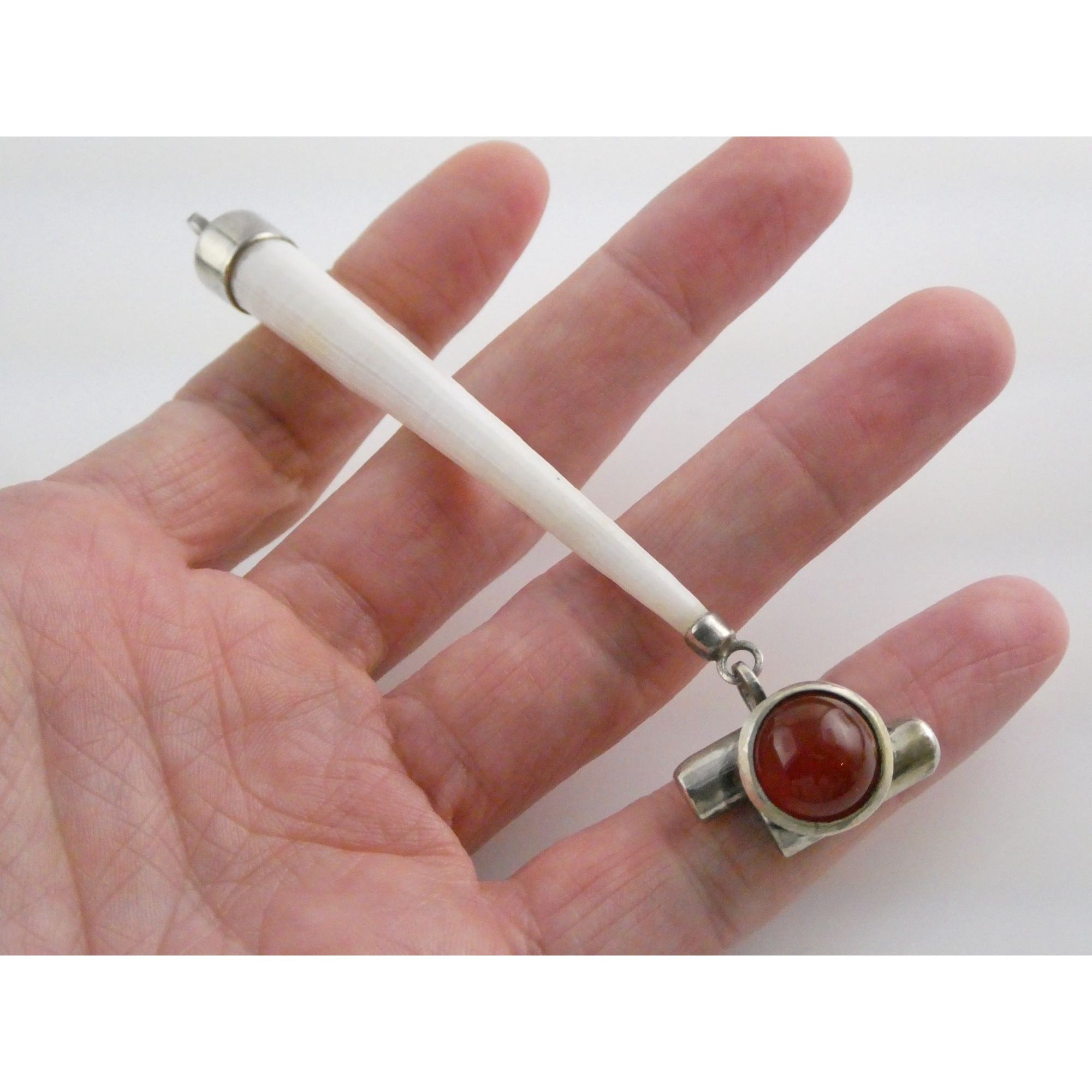 Sterling Silver Carnelian and Long White Seashell Pendant 15.9g 110mm Length