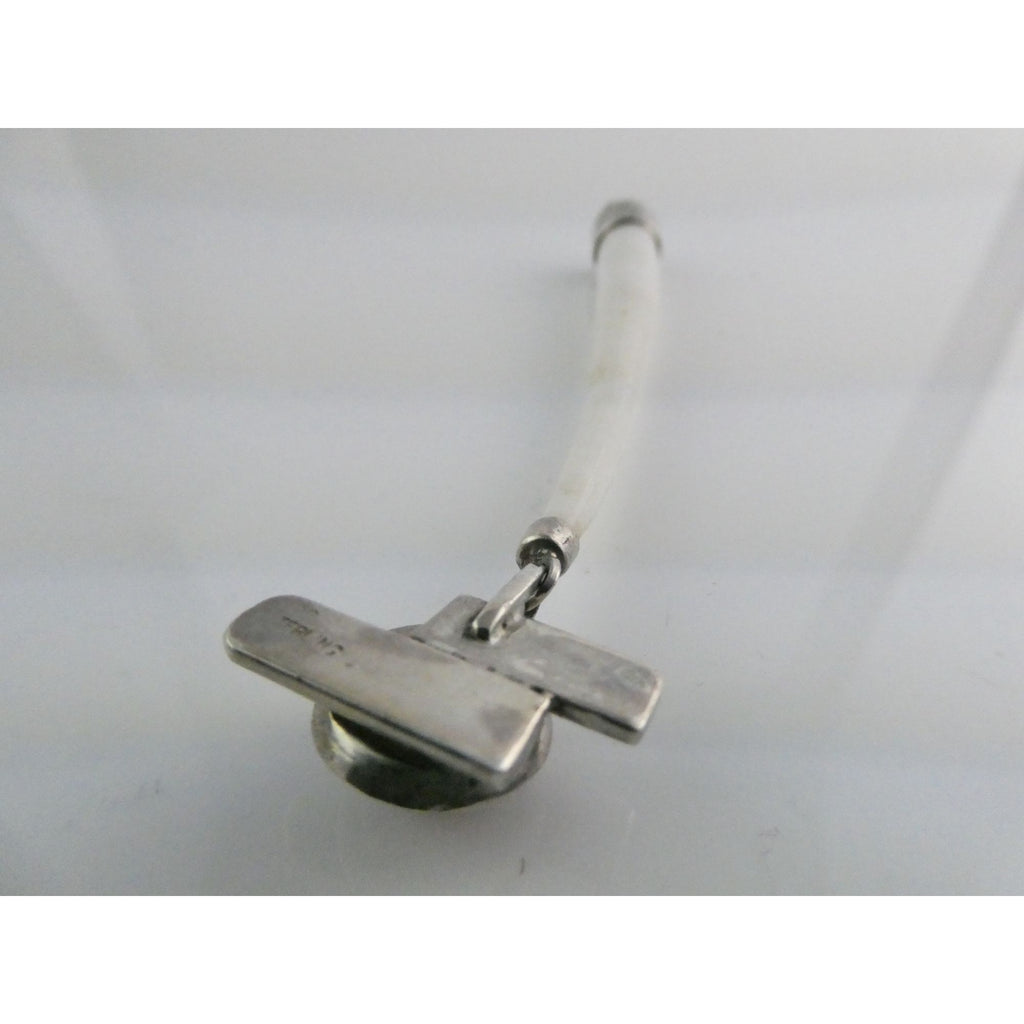 Sterling Silver Carnelian and Long White Seashell Pendant 15.9g 110mm Length