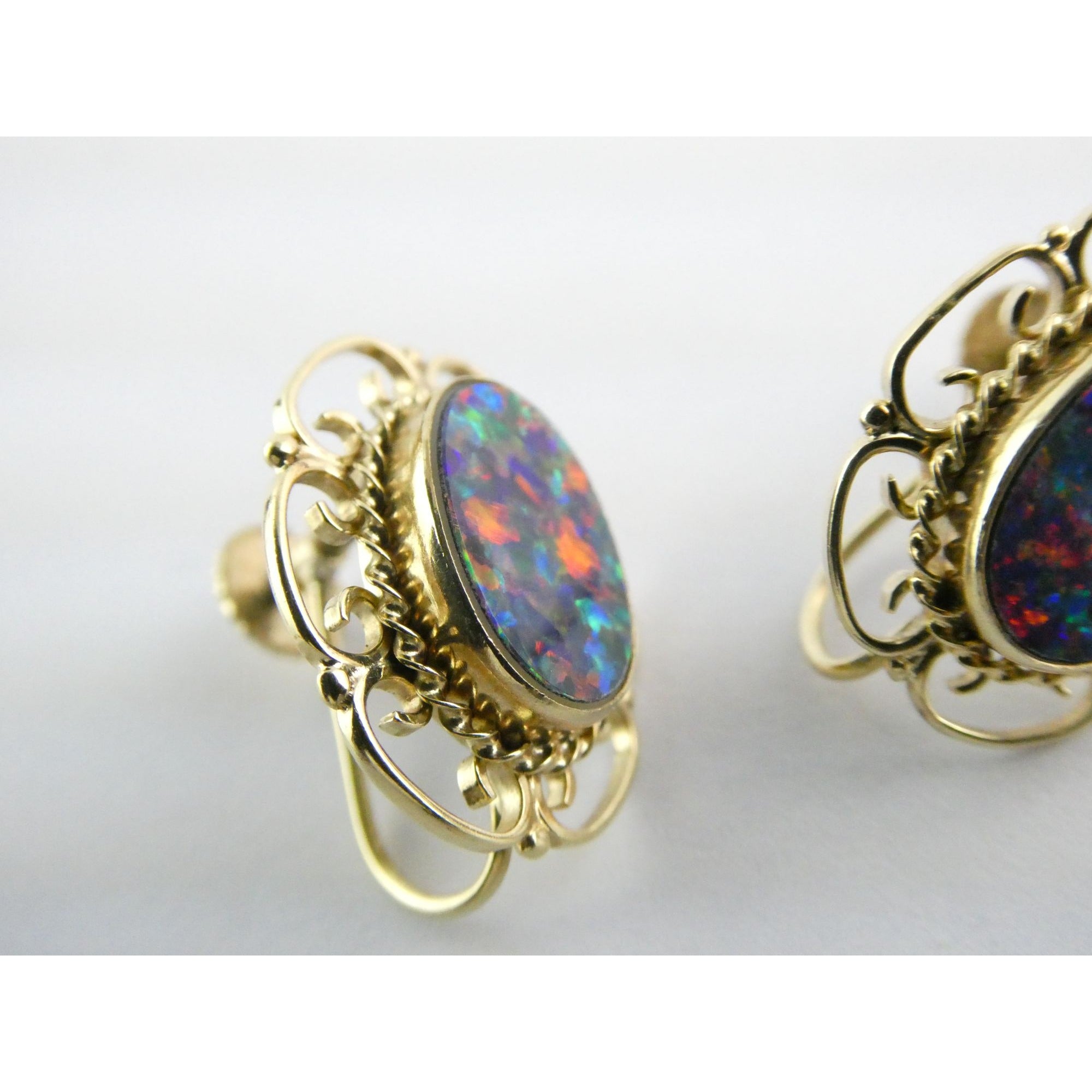 Antique ARA Art Deco 9k Yellow Gold Opal Doublet Screwback Earrings 4.3g .75 In
