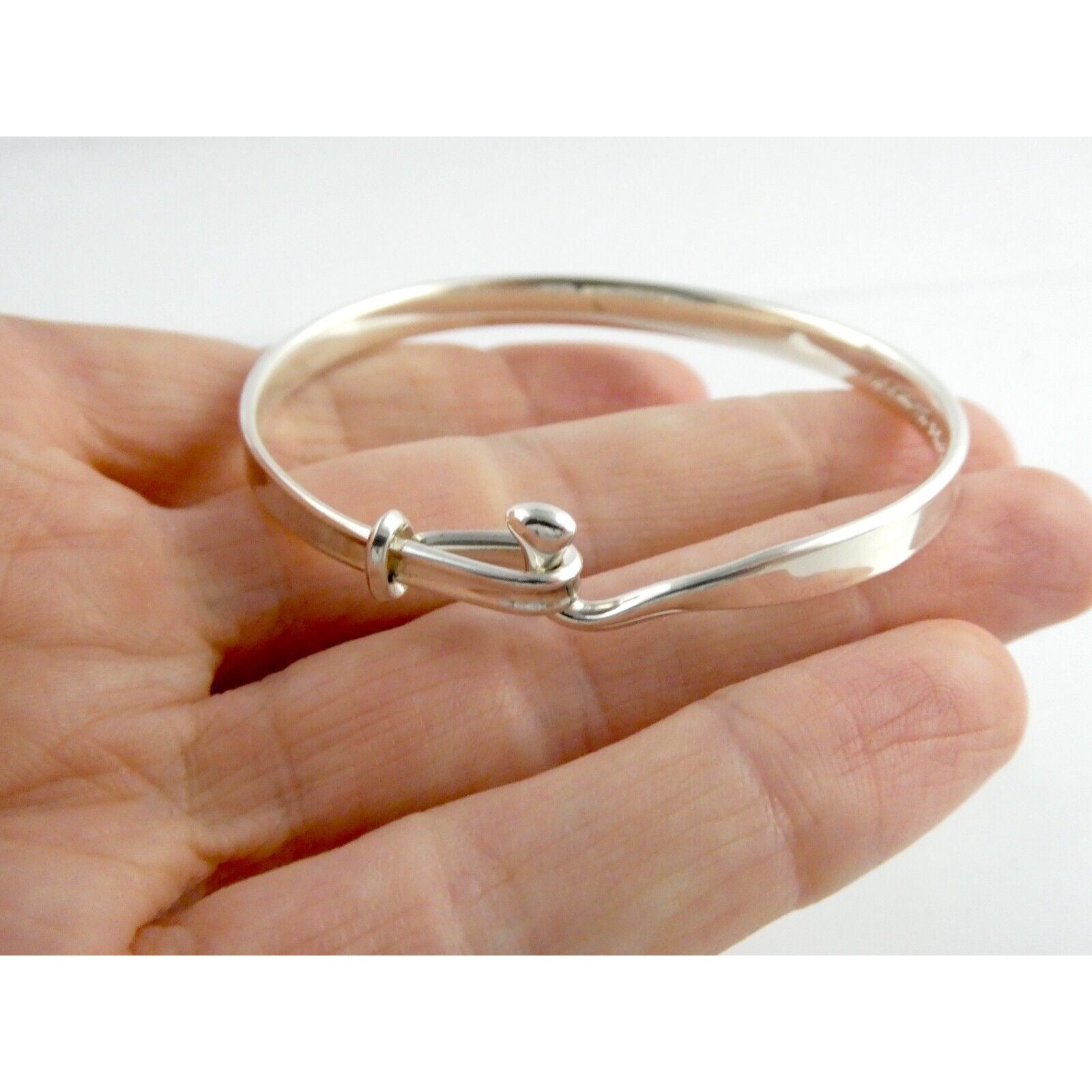 Georg Jensen Viviana Torun Sterling Silver Bangle Bracelet 204 7 Inches 16 Grams