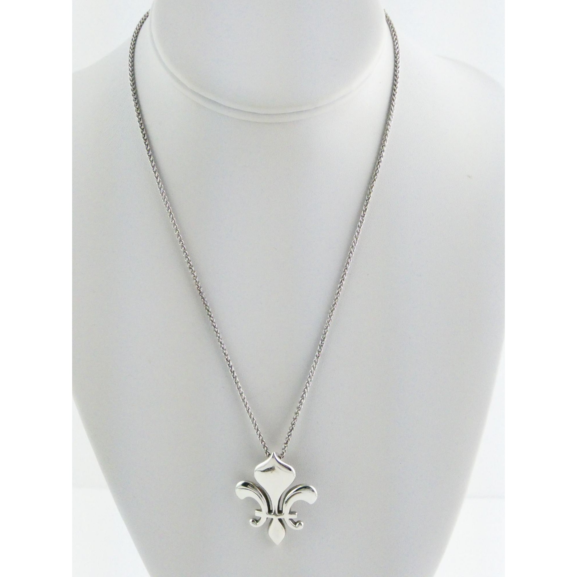 James Avery Retired Sterling Silver Fleur De Lis Pendant Necklace 13g 18 Inches