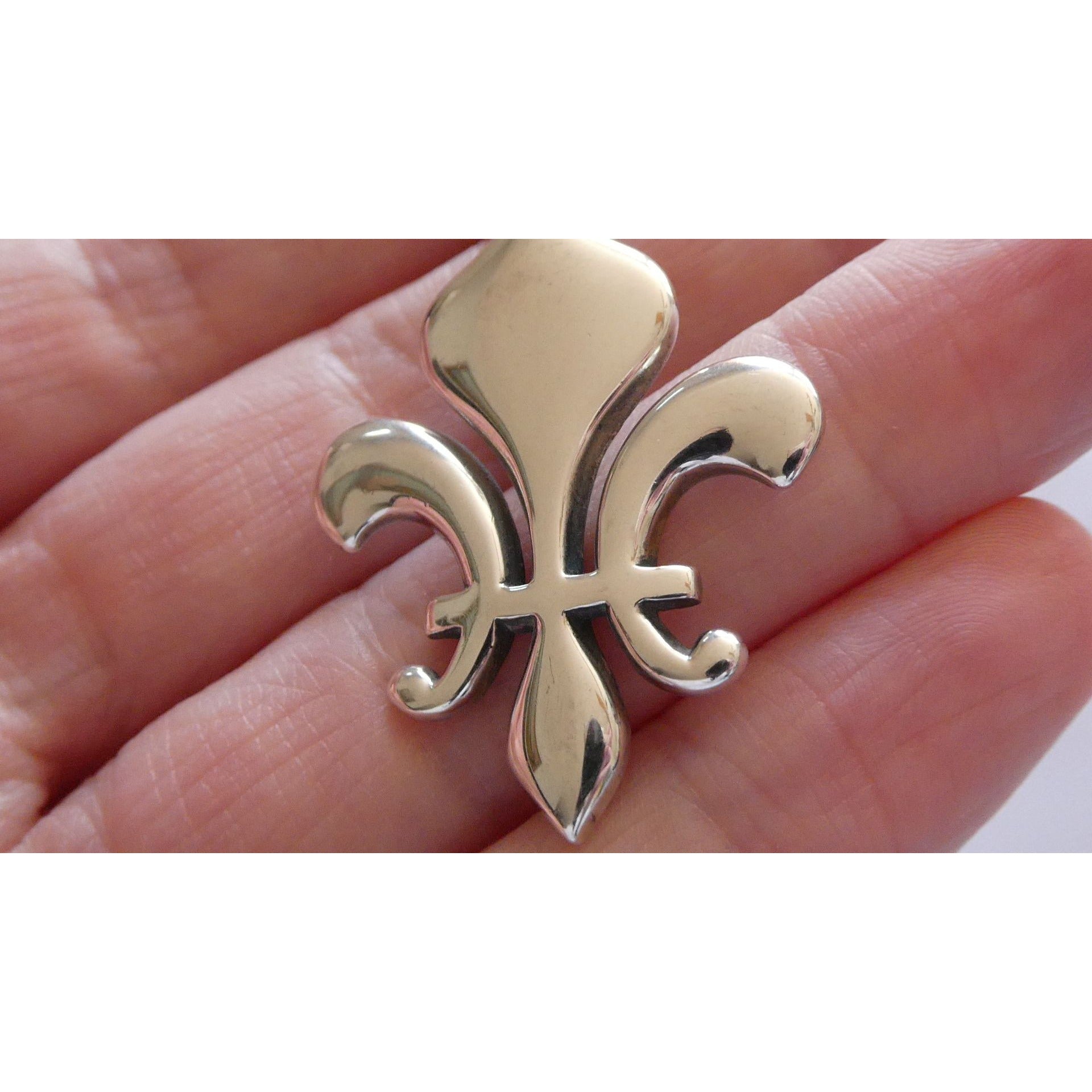 James Avery Retired Sterling Silver Fleur De Lis Pendant Necklace 13g 18 Inches