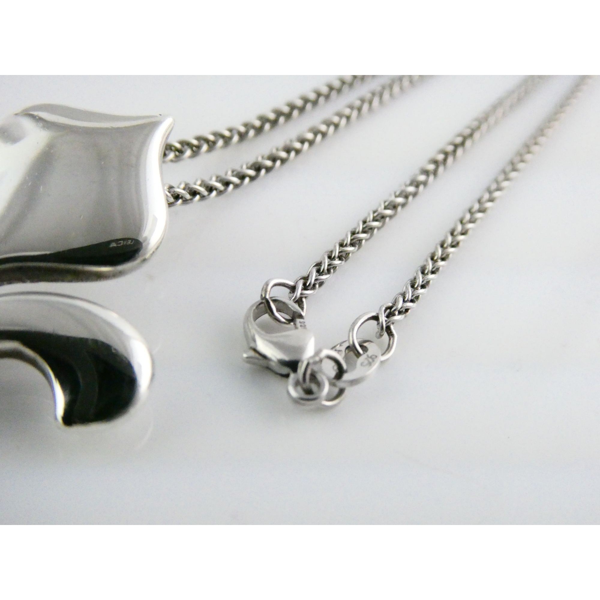 James Avery Retired Sterling Silver Fleur De Lis Pendant Necklace 13g 18 Inches