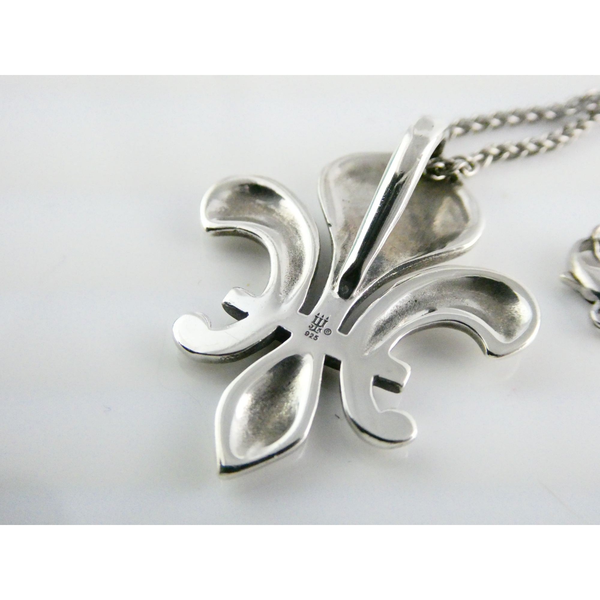 James Avery Retired Sterling Silver Fleur De Lis Pendant Necklace 13g 18 Inches