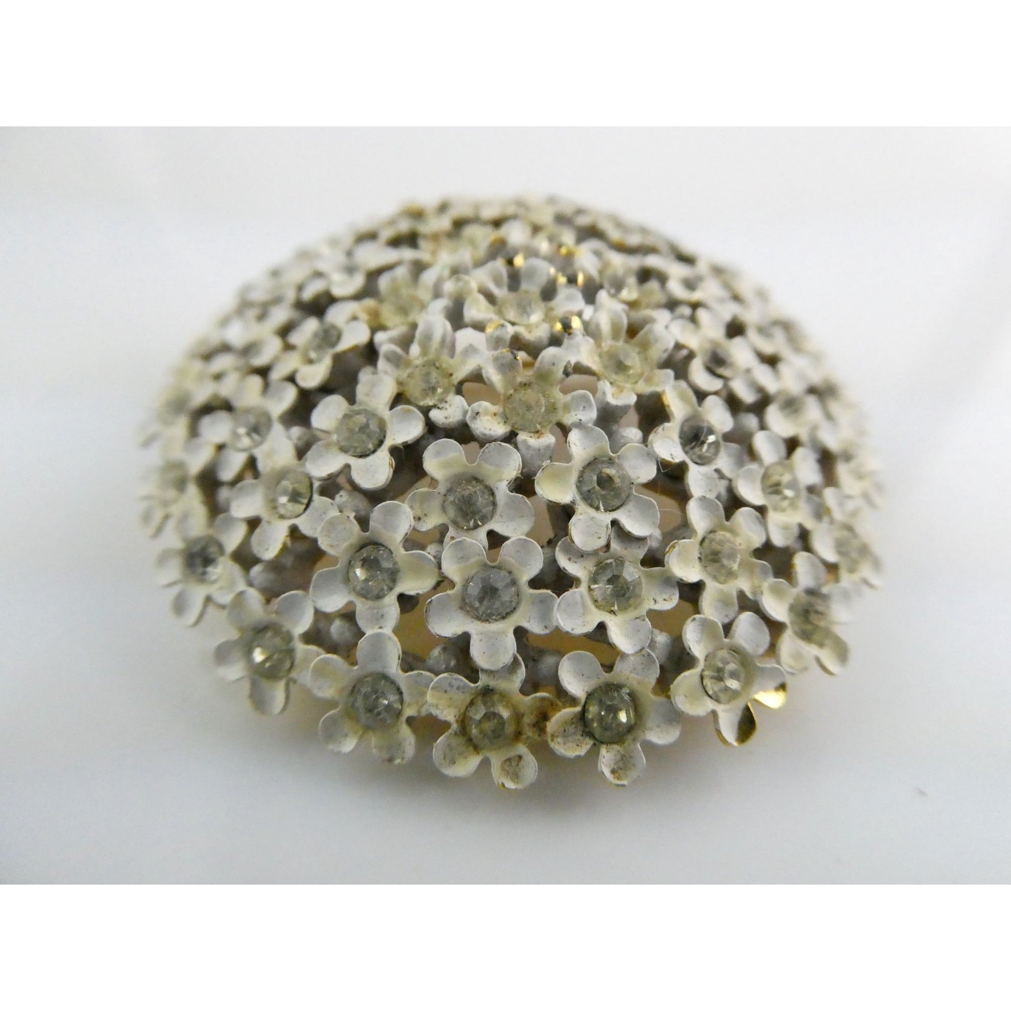 Vintage White Enamel Forget Me Not Flower Brooch White Rhinestones Pin Unsigned