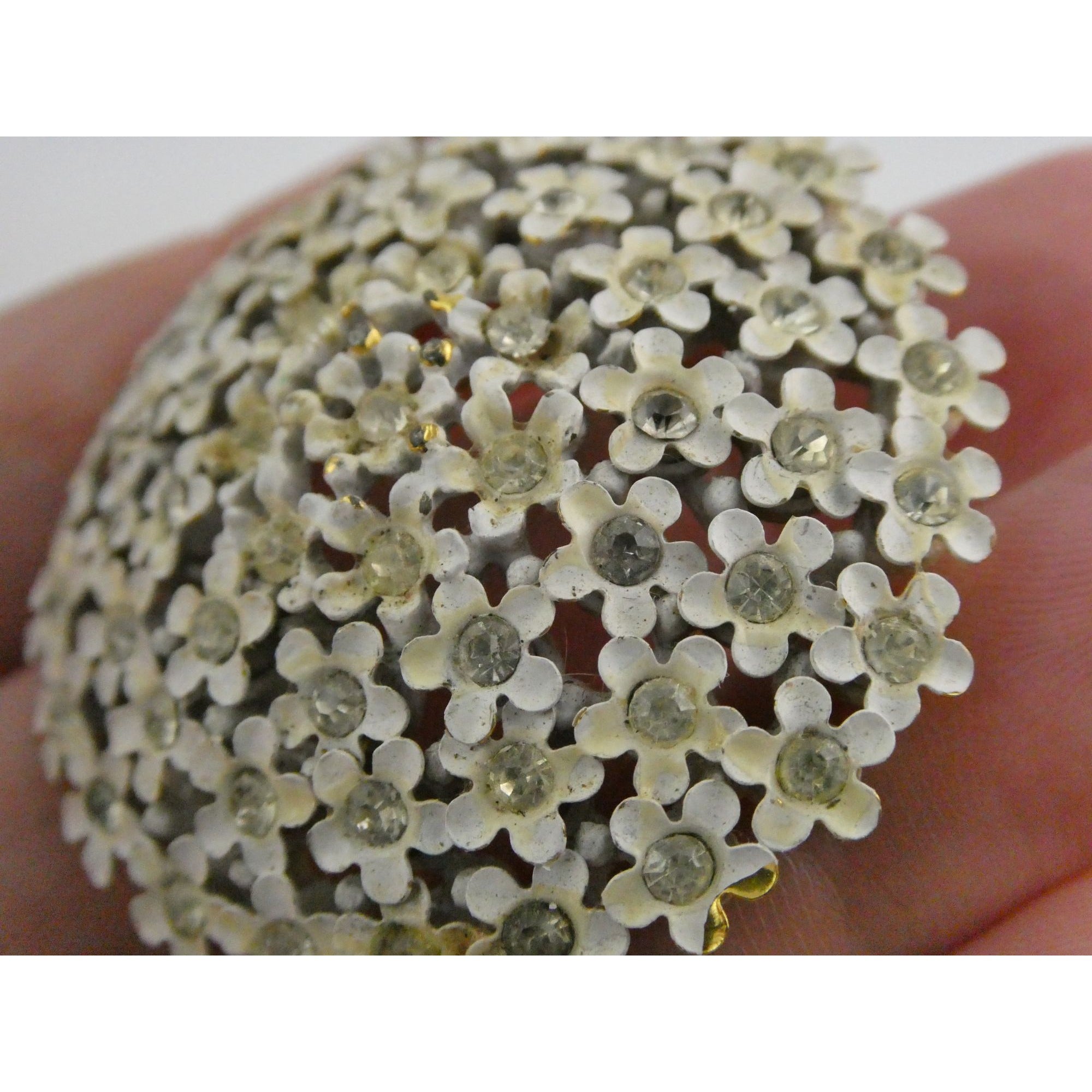 Vintage White Enamel Forget Me Not Flower Brooch White Rhinestones Pin Unsigned