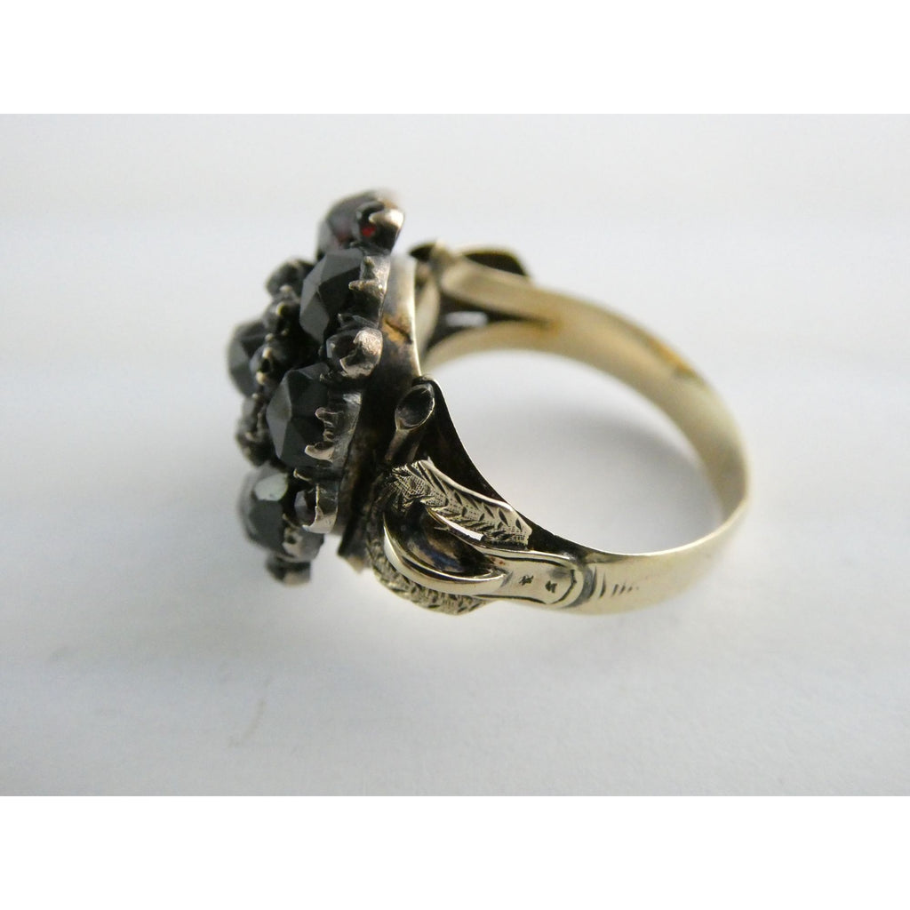 Antique Unmarked 14k Gold Rose Cut Garnet Ring Size 6.25 Weighs 4g 1 MISSING GEM