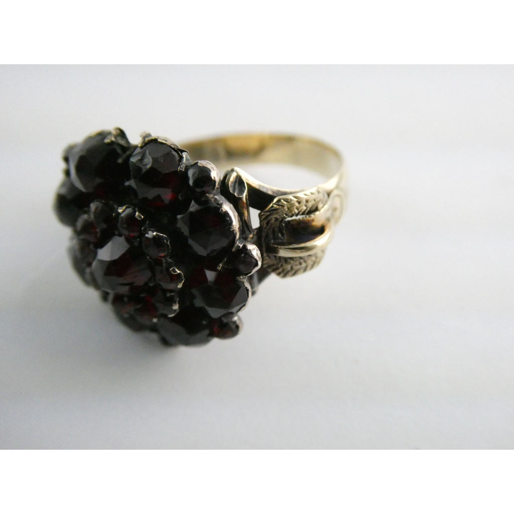 Antique Unmarked 14k Gold Rose Cut Garnet Ring Size 6.25 Weighs 4g 1 MISSING GEM