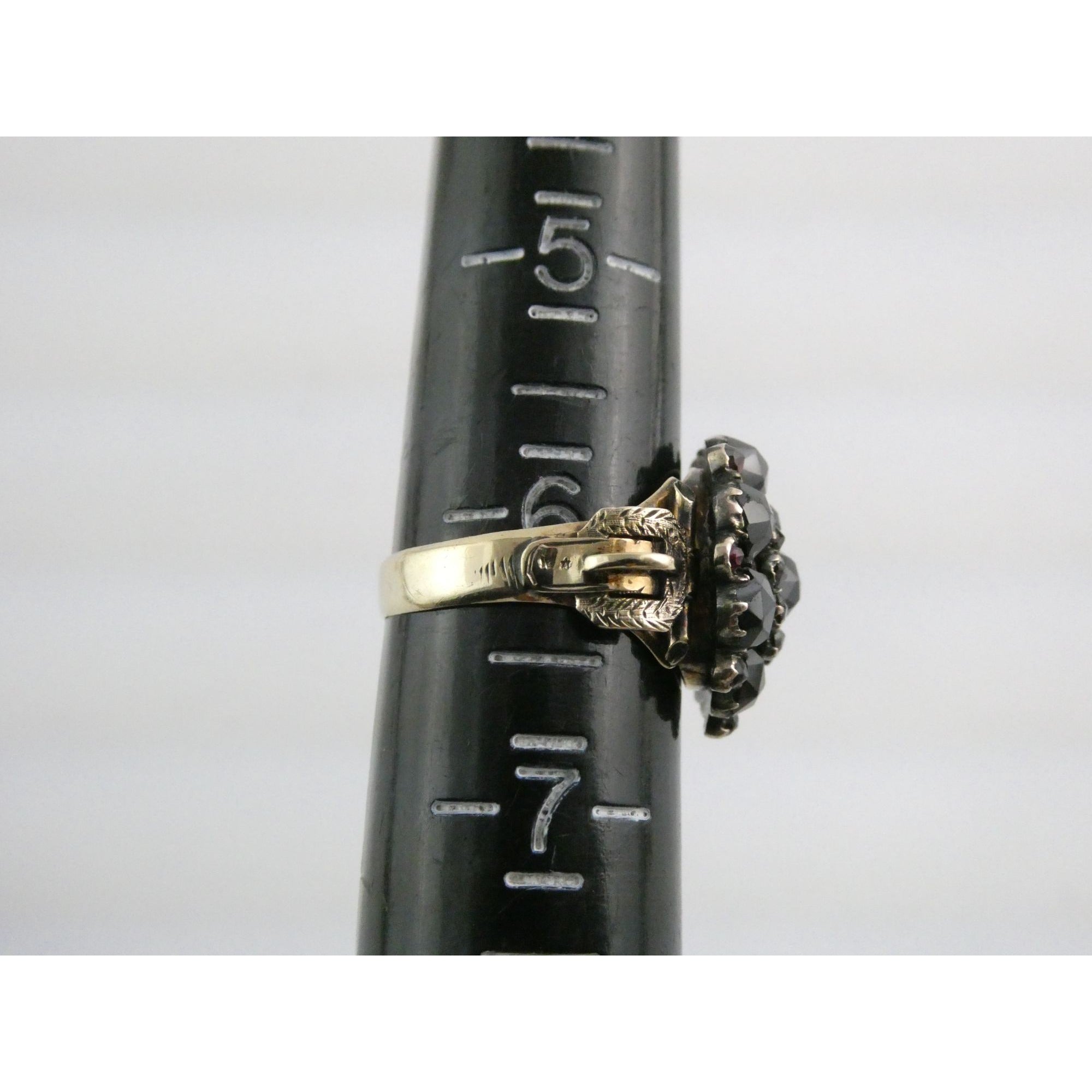 Antique Unmarked 14k Gold Rose Cut Garnet Ring Size 6.25 Weighs 4g 1 MISSING GEM