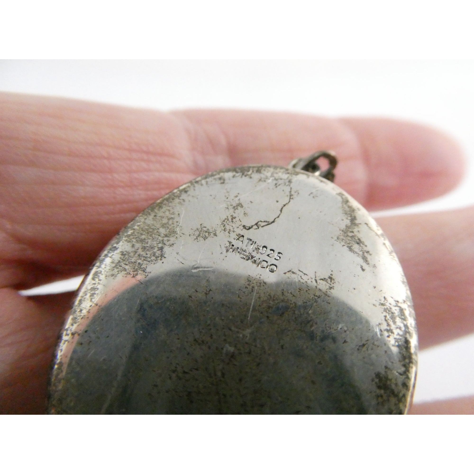 Mexican Sterling Silver Resin Encased Dried Flowers Holy Mary Pendant 8.2g 46mm