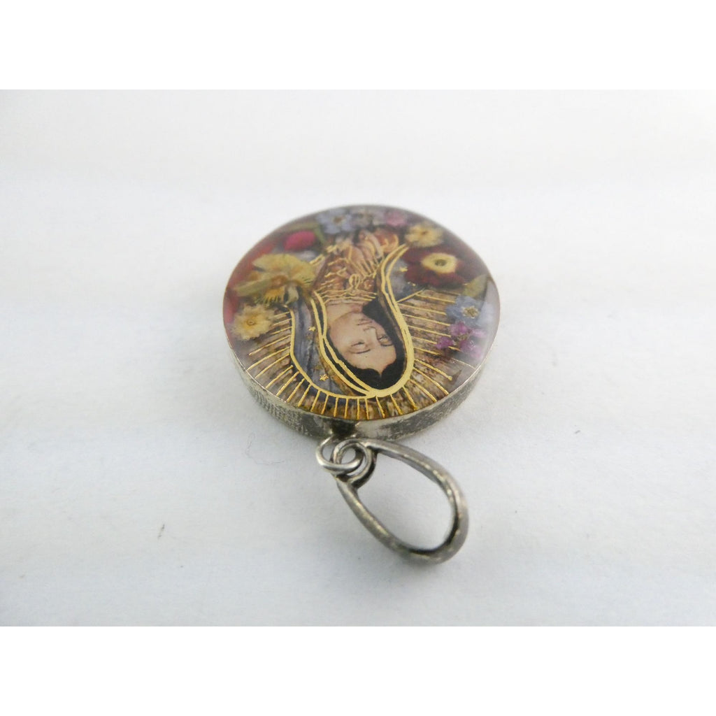 Mexican Sterling Silver Resin Encased Dried Flowers Holy Mary Pendant 8.2g 46mm
