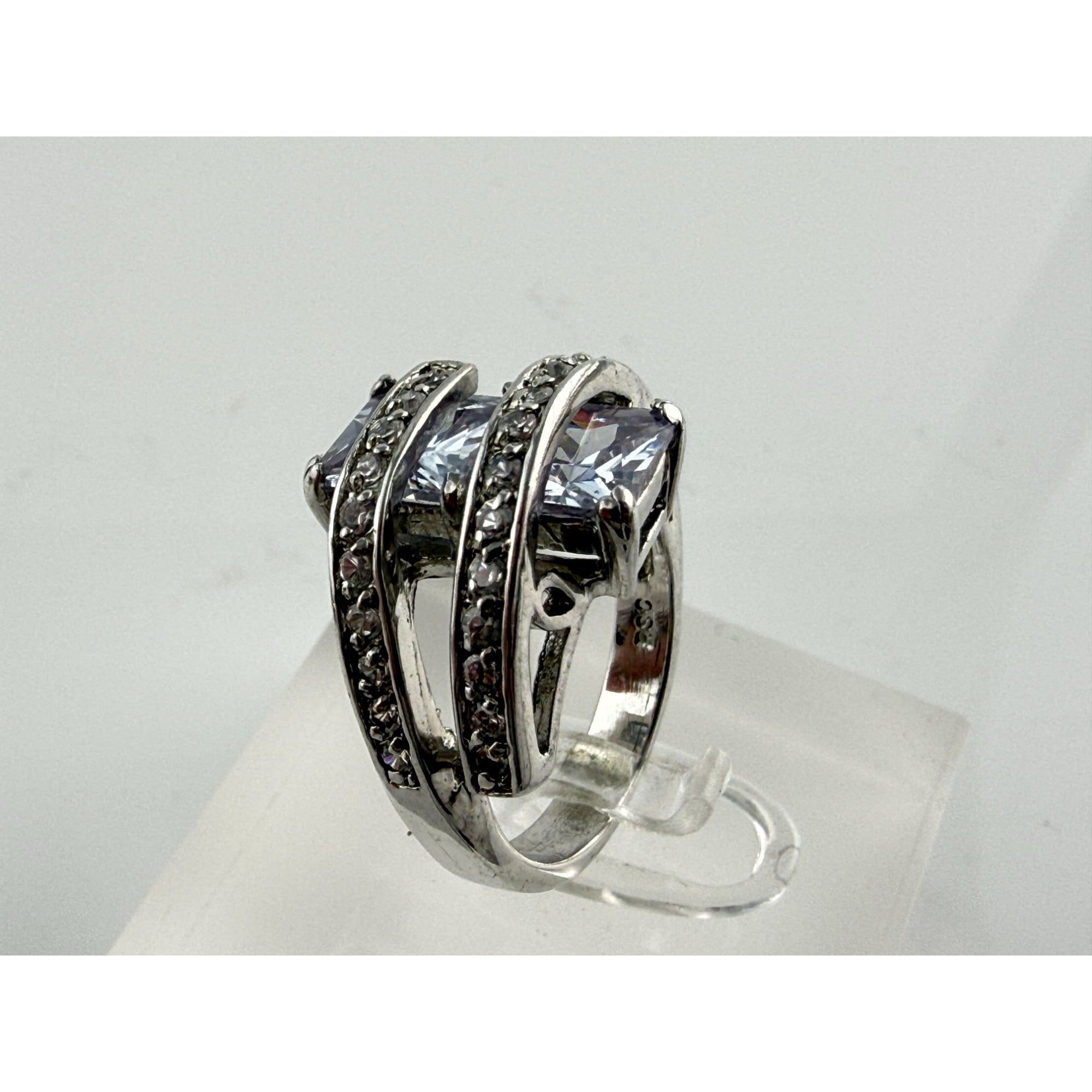 RSC Sterling Silver Lavender Purple and White Crystal Statement Ring Size 5.75