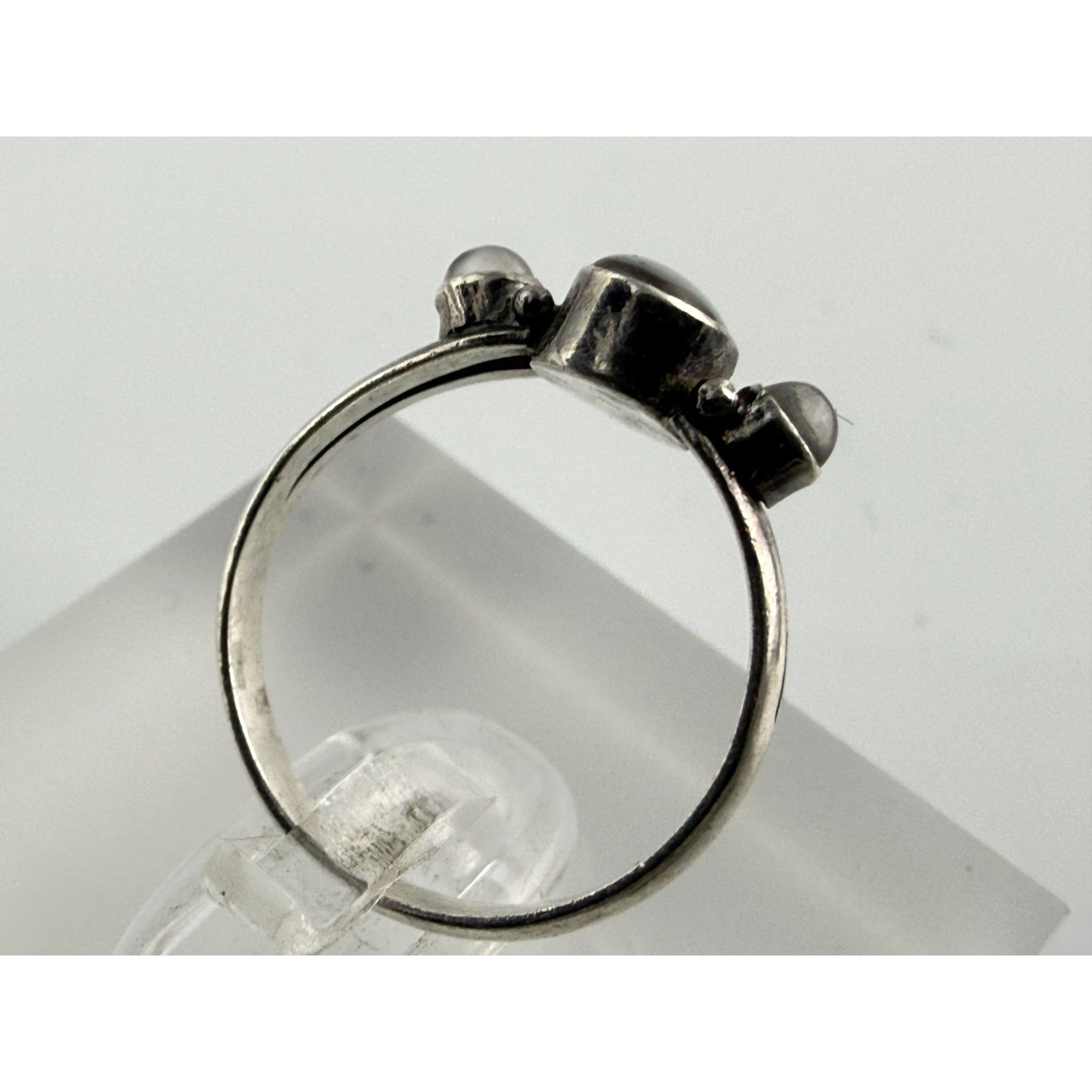 Sterling Silver Blue Opal Doublet White Moonstone Accents Ring 1.7g Size 5.5