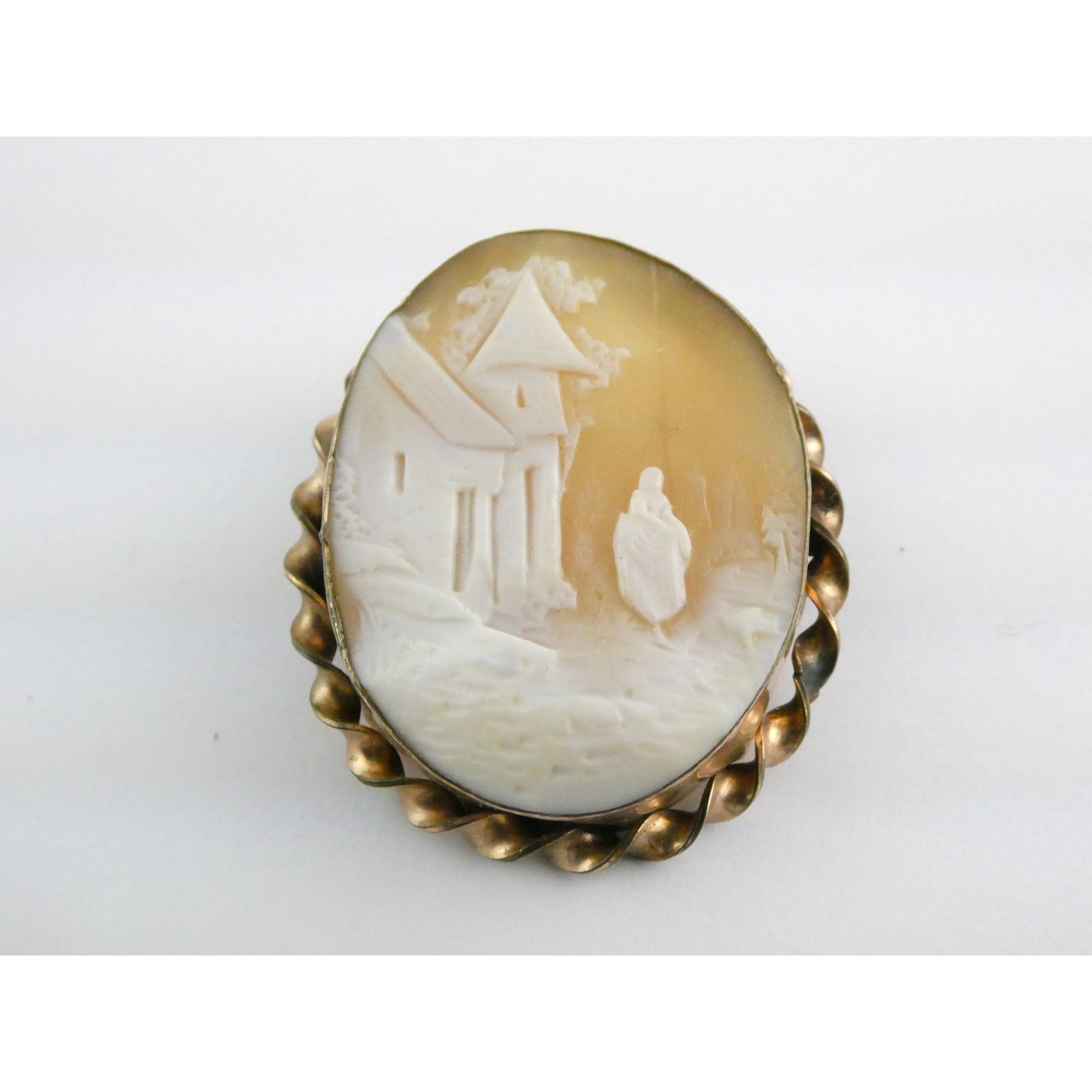 Antique Unmarked Goldtone Metal Carved Shell Cameo Landscape Scene Pin AS IS