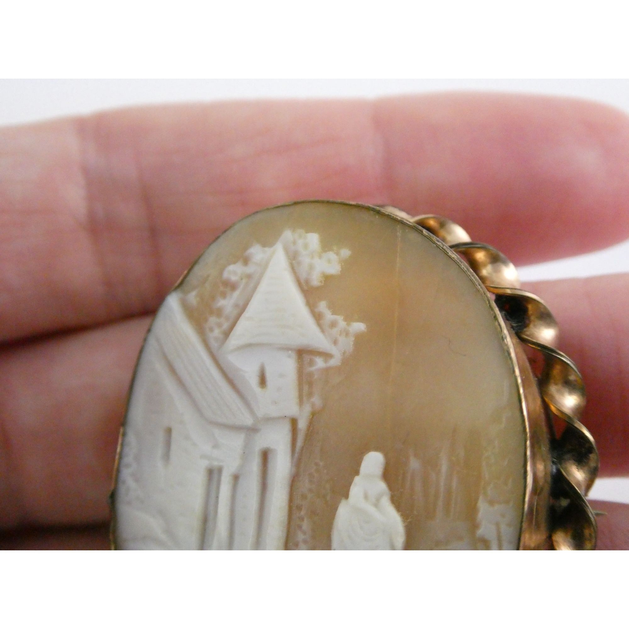 Antique Unmarked Goldtone Metal Carved Shell Cameo Landscape Scene Pin AS IS