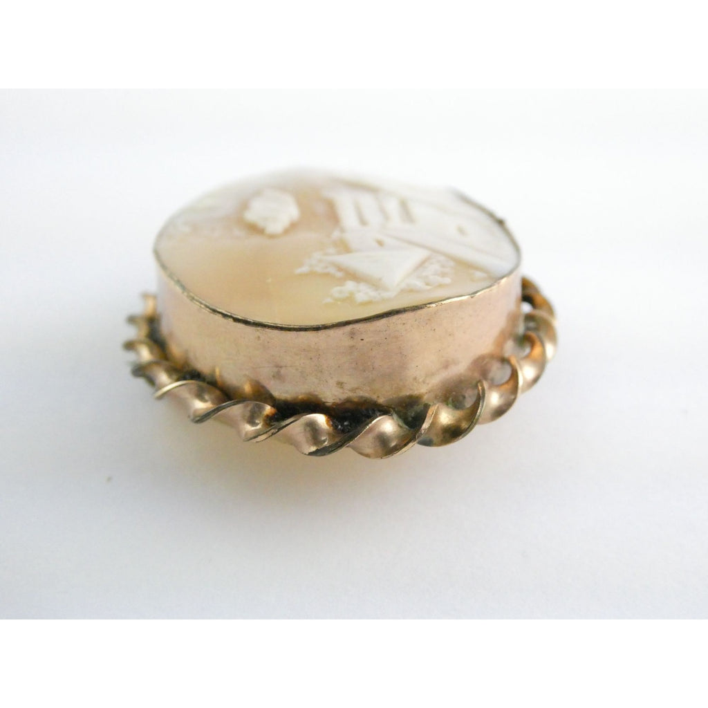 Antique Unmarked Goldtone Metal Carved Shell Cameo Landscape Scene Pin AS IS